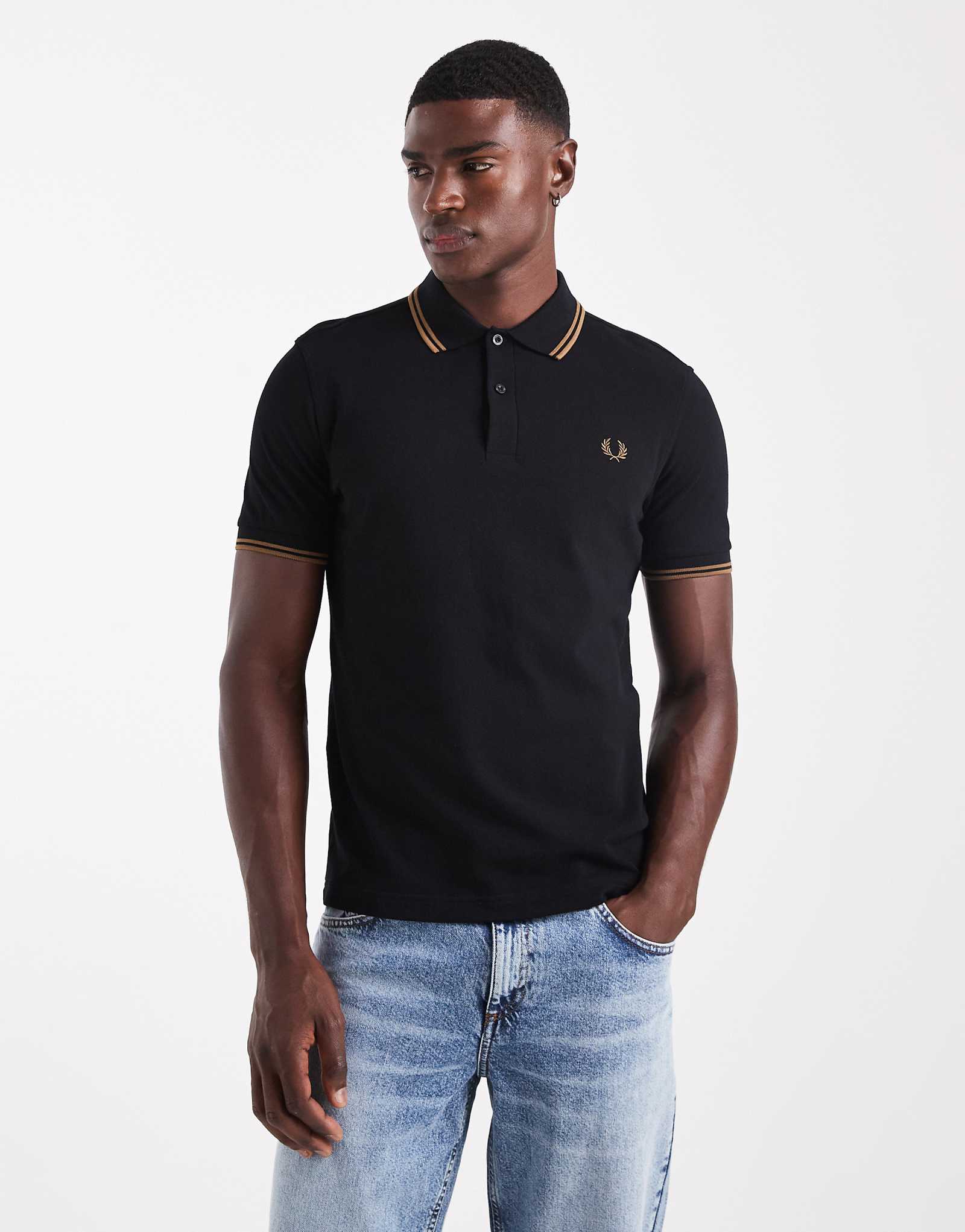 Fred Perry black 21290₽