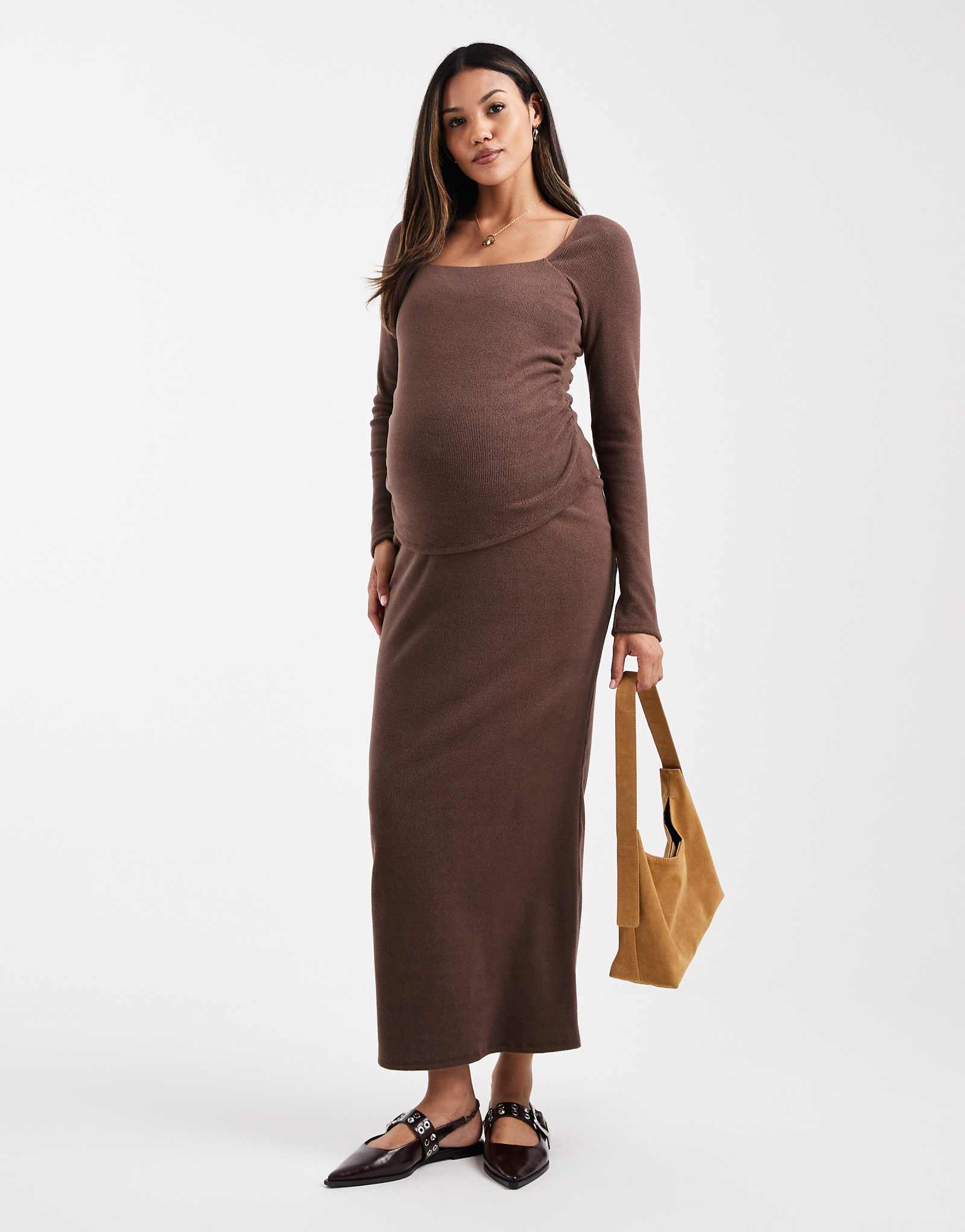 -        ASOS DESIGN -   chocolate