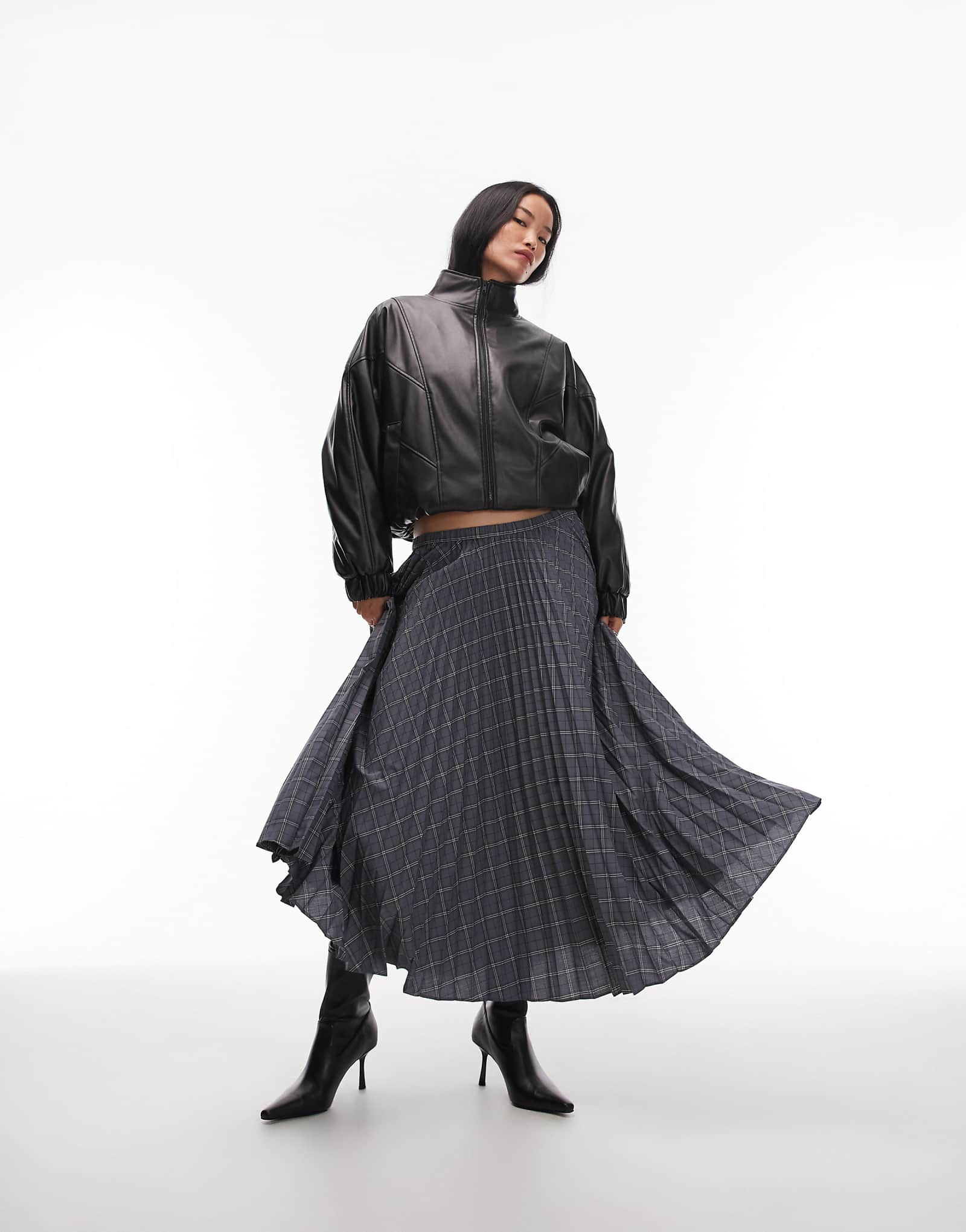 ARKET gray check 34490₽