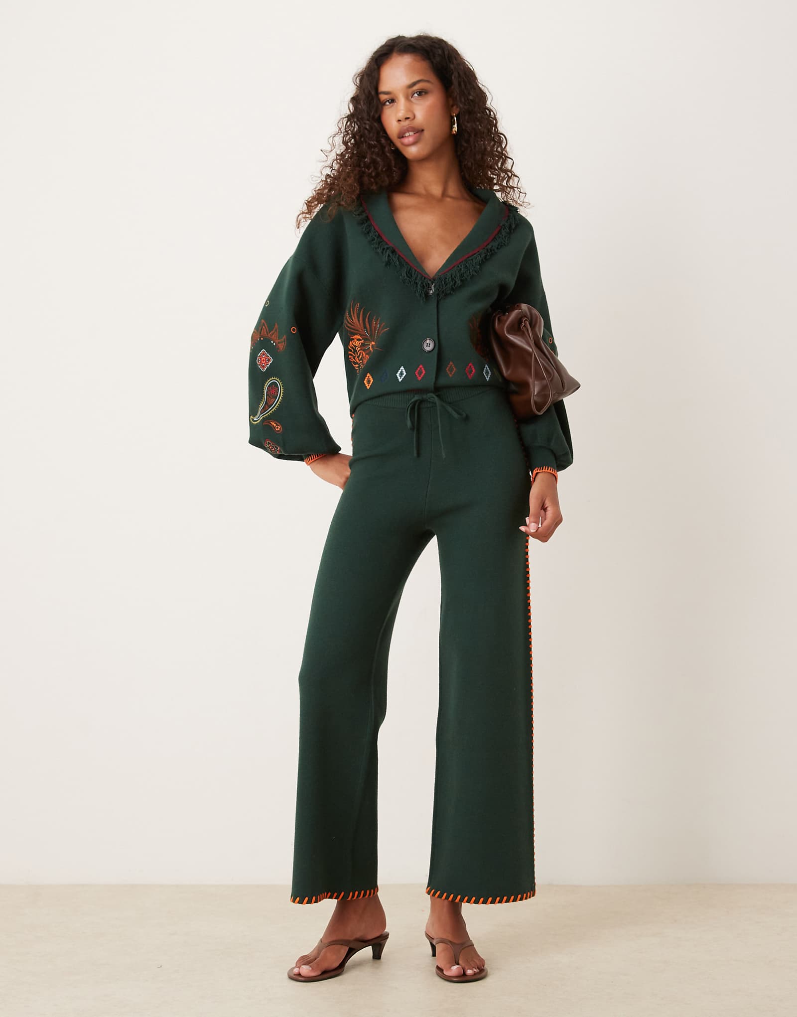 - - - bottle green 28190₽