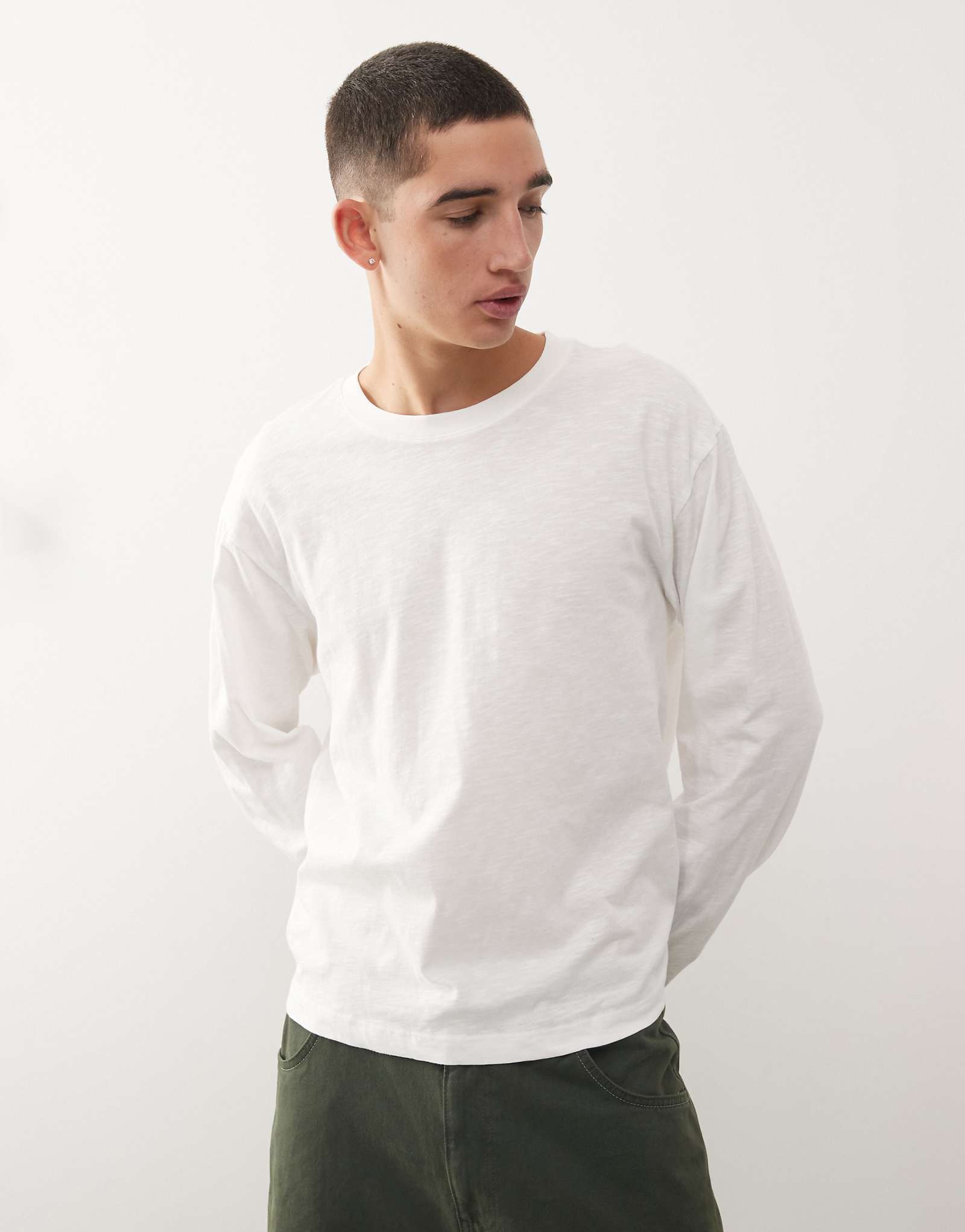 COLLUSION white 7390₽