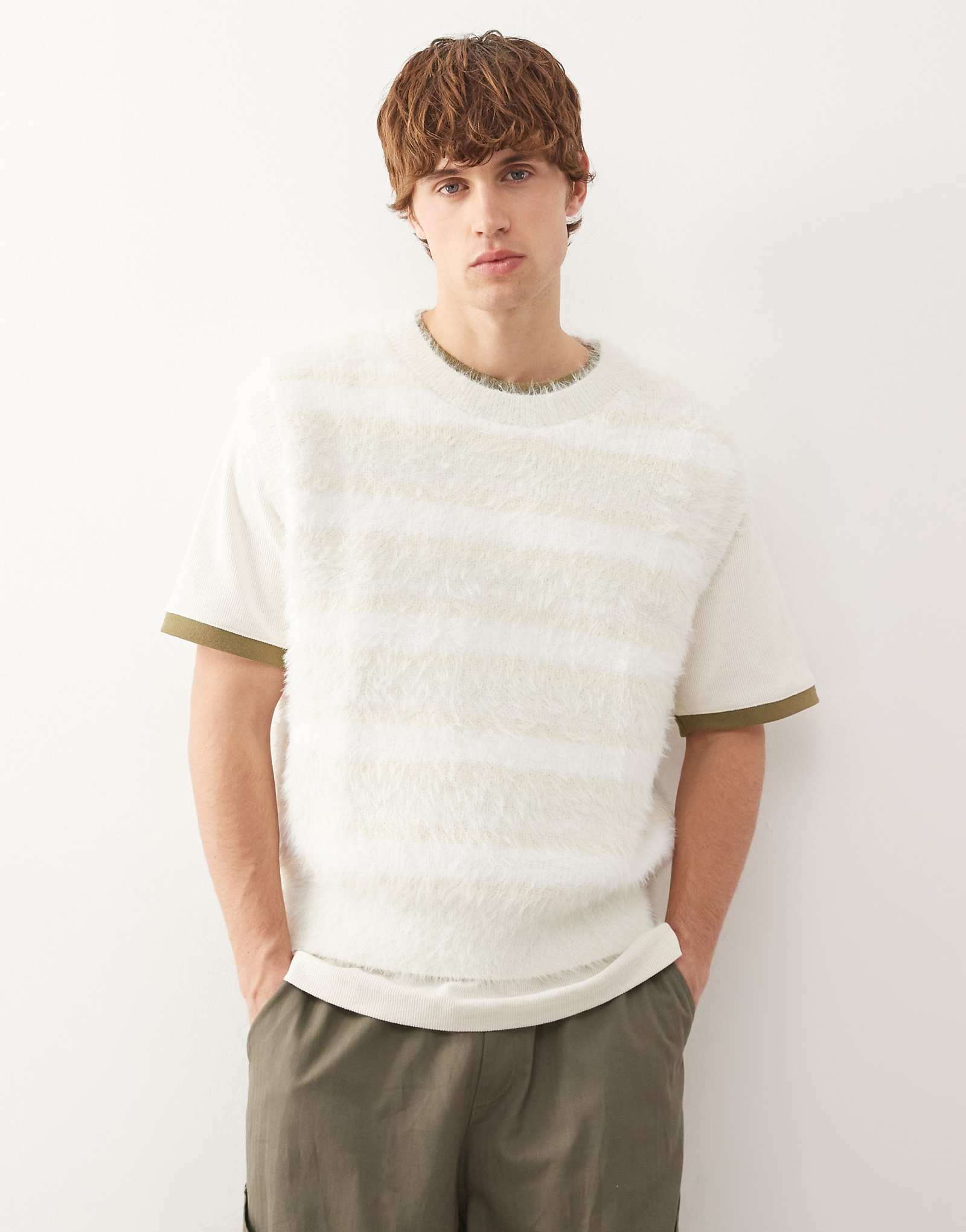 - - off white stripes 4790₽