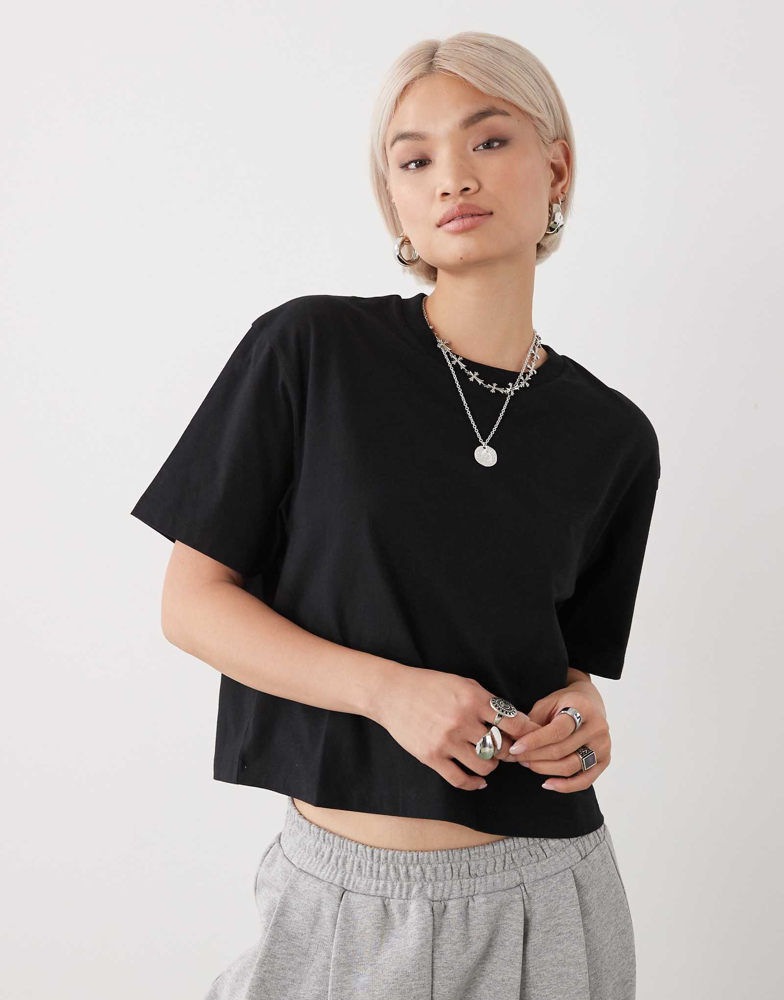 COLLUSION black 2790₽