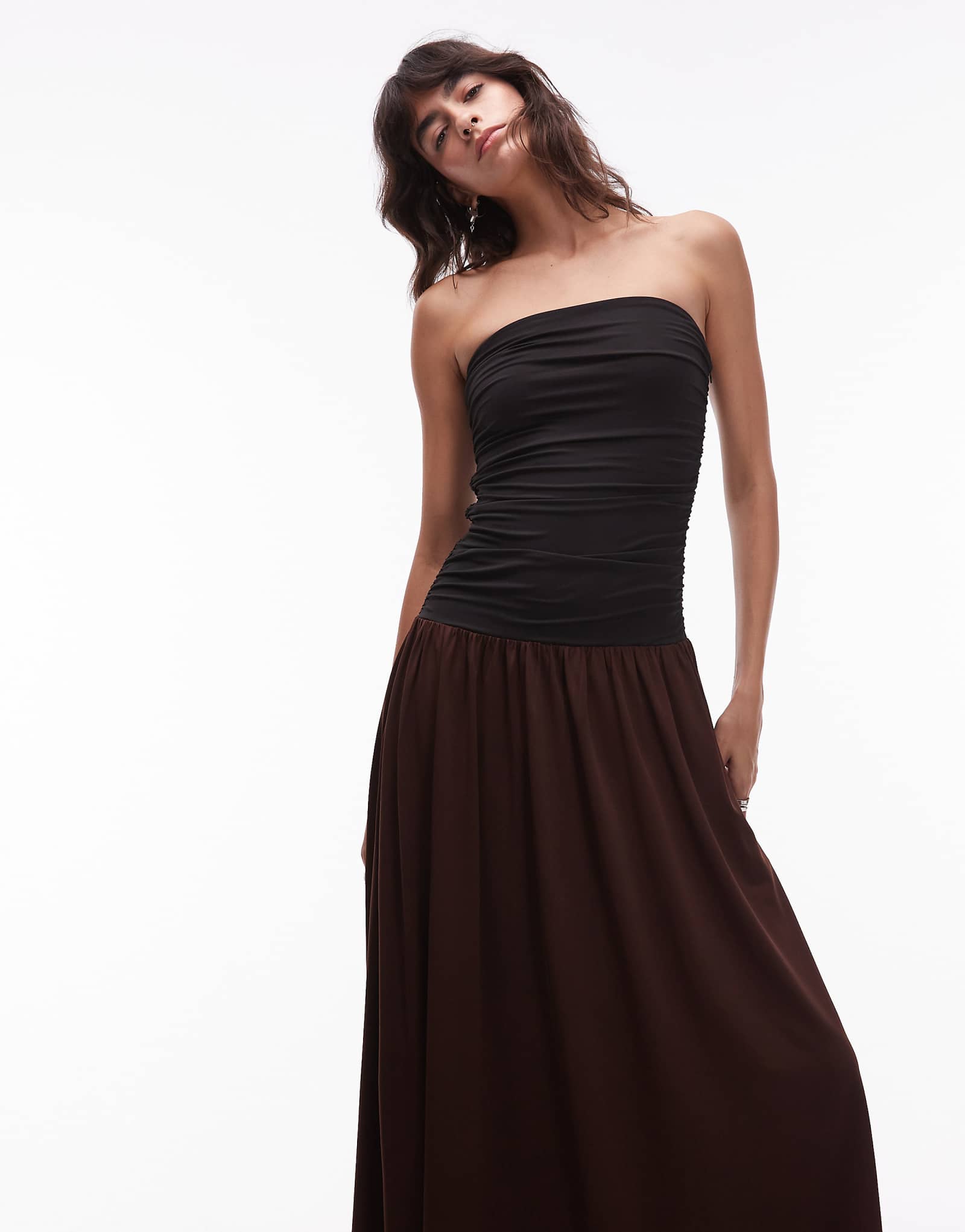 - NIA Santal blackbrown 11490₽