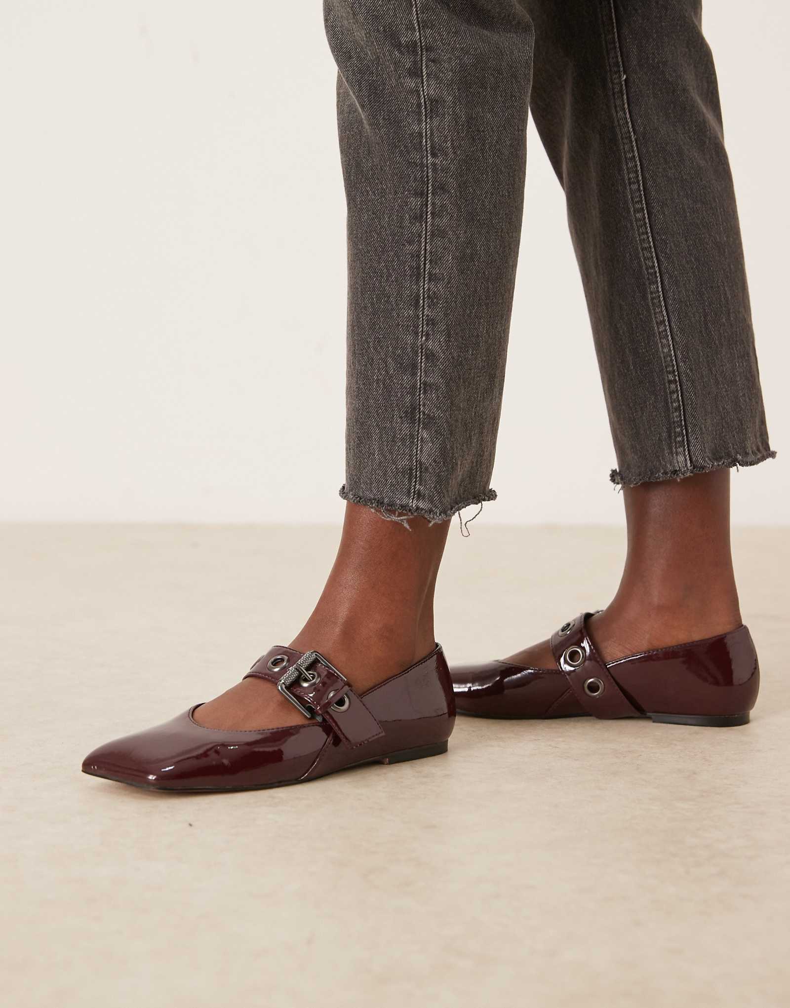 Mary jane ASOS DESIGN Lazarus burgundy patent 7190₽