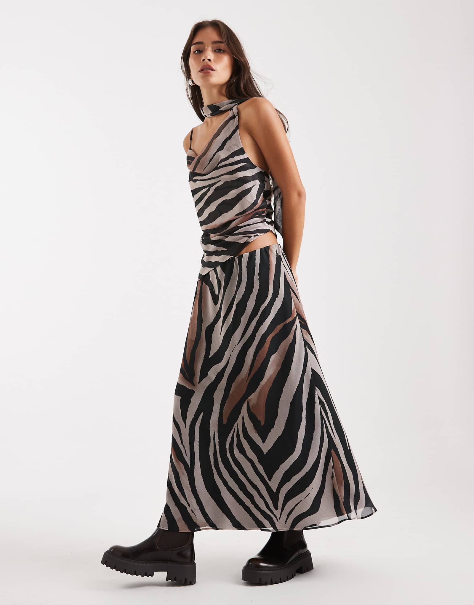 - Miss Selfridge - polka dot 6590₽