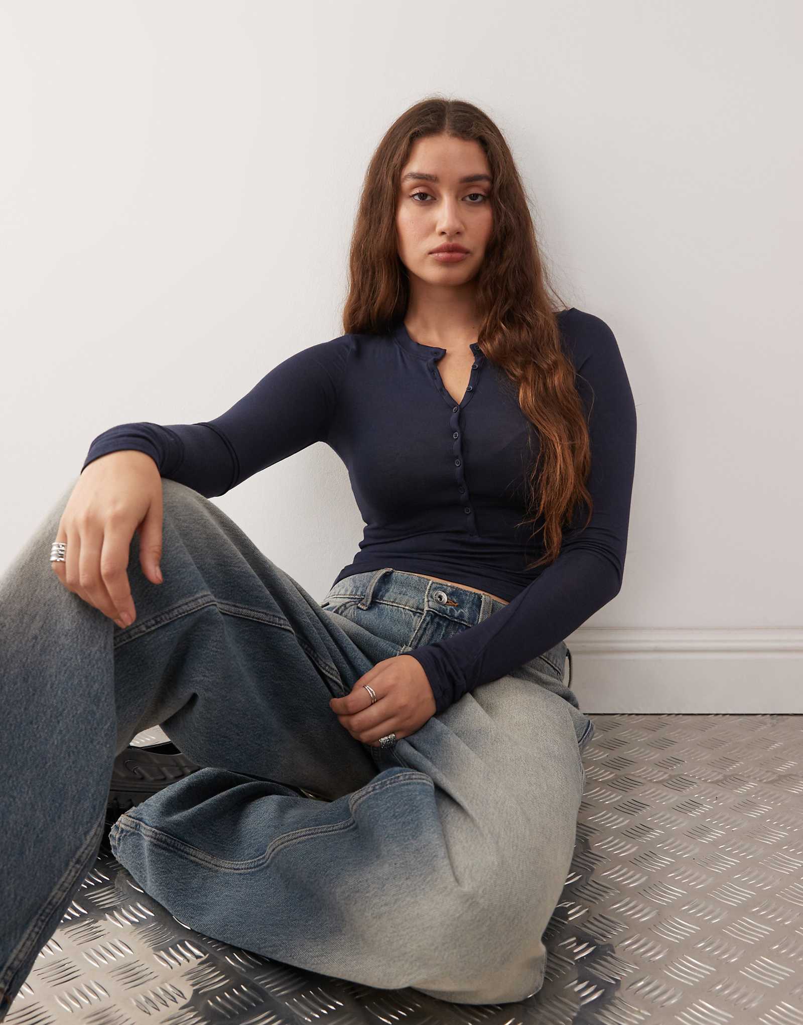 - henley navy 7590₽