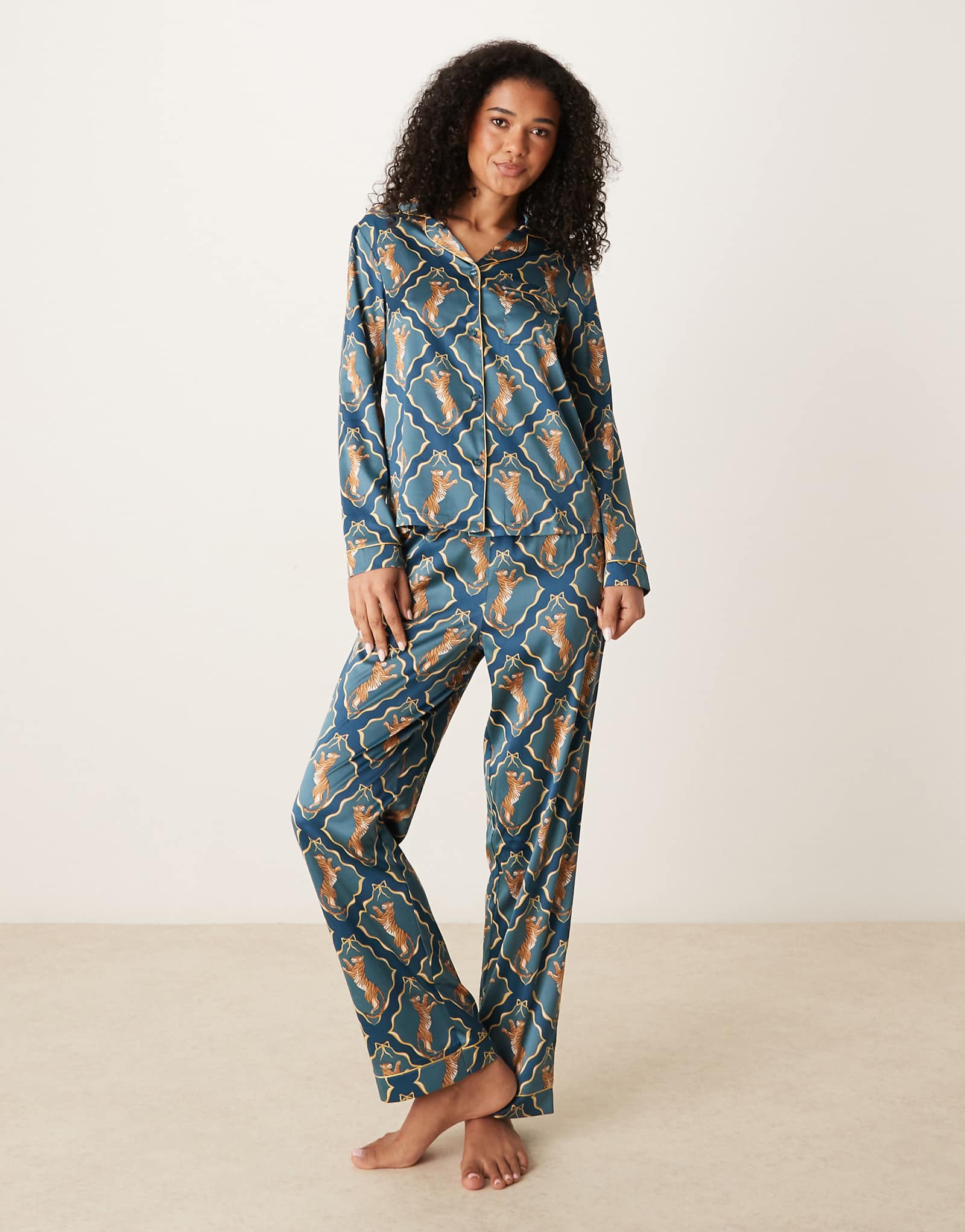 Chelsea Peers blue 15690₽