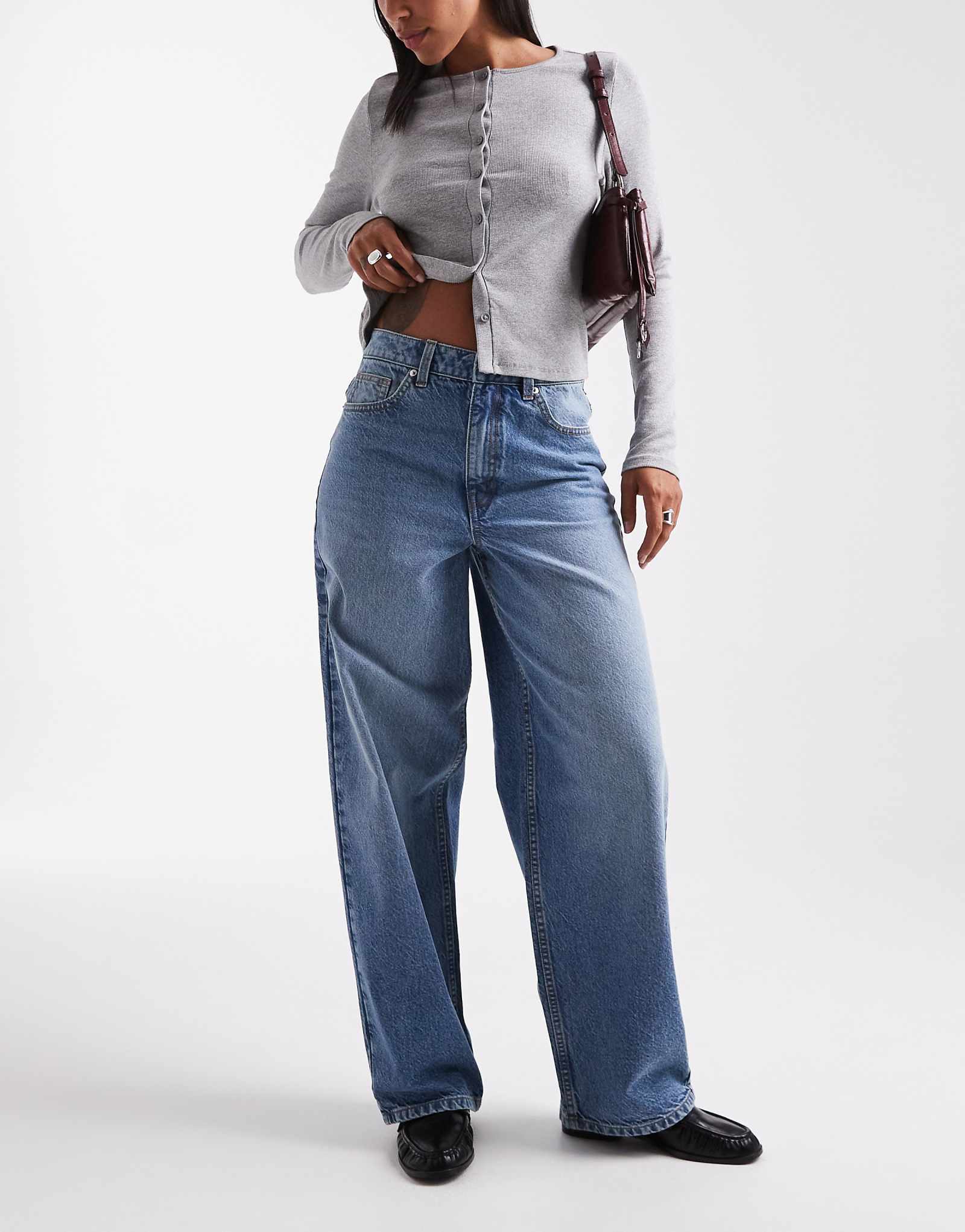 - mid blue wash 7790₽