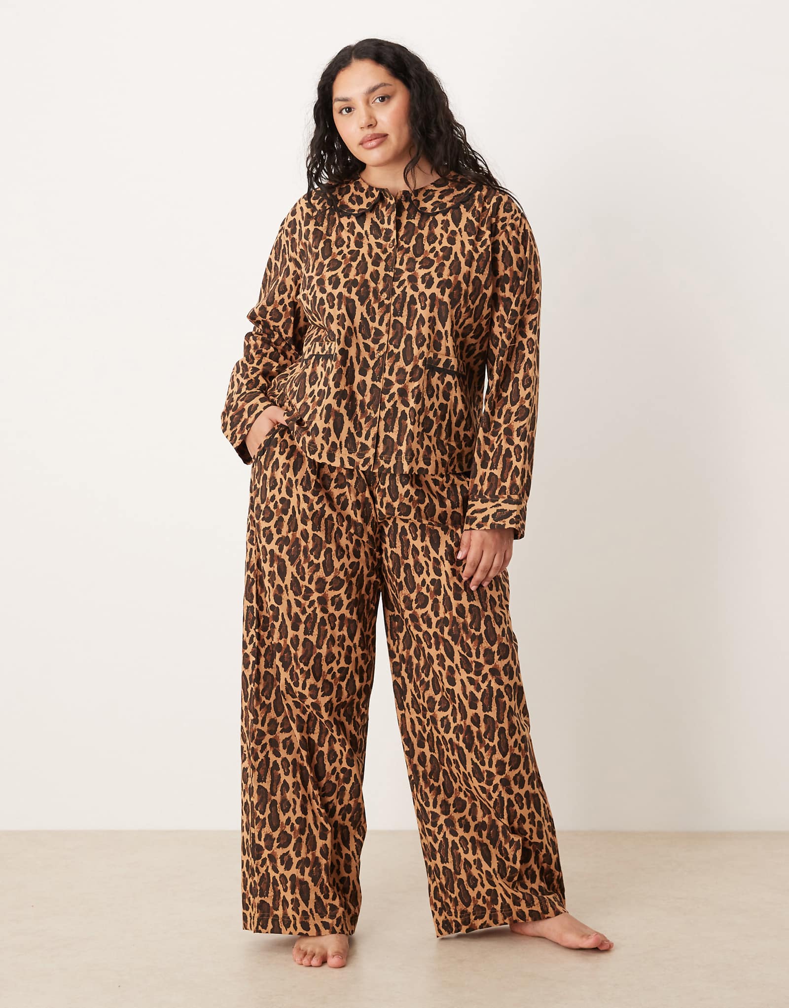 ASOS DESIGN leopard print 7590₽