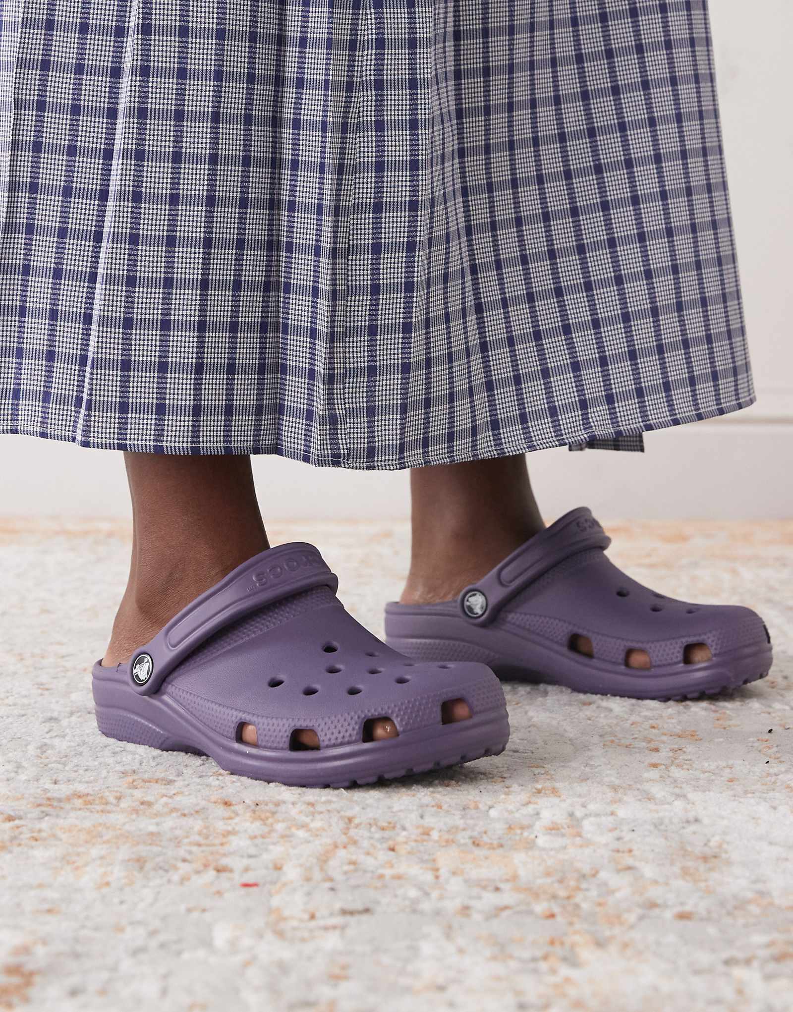 Crocs purple 14190₽
