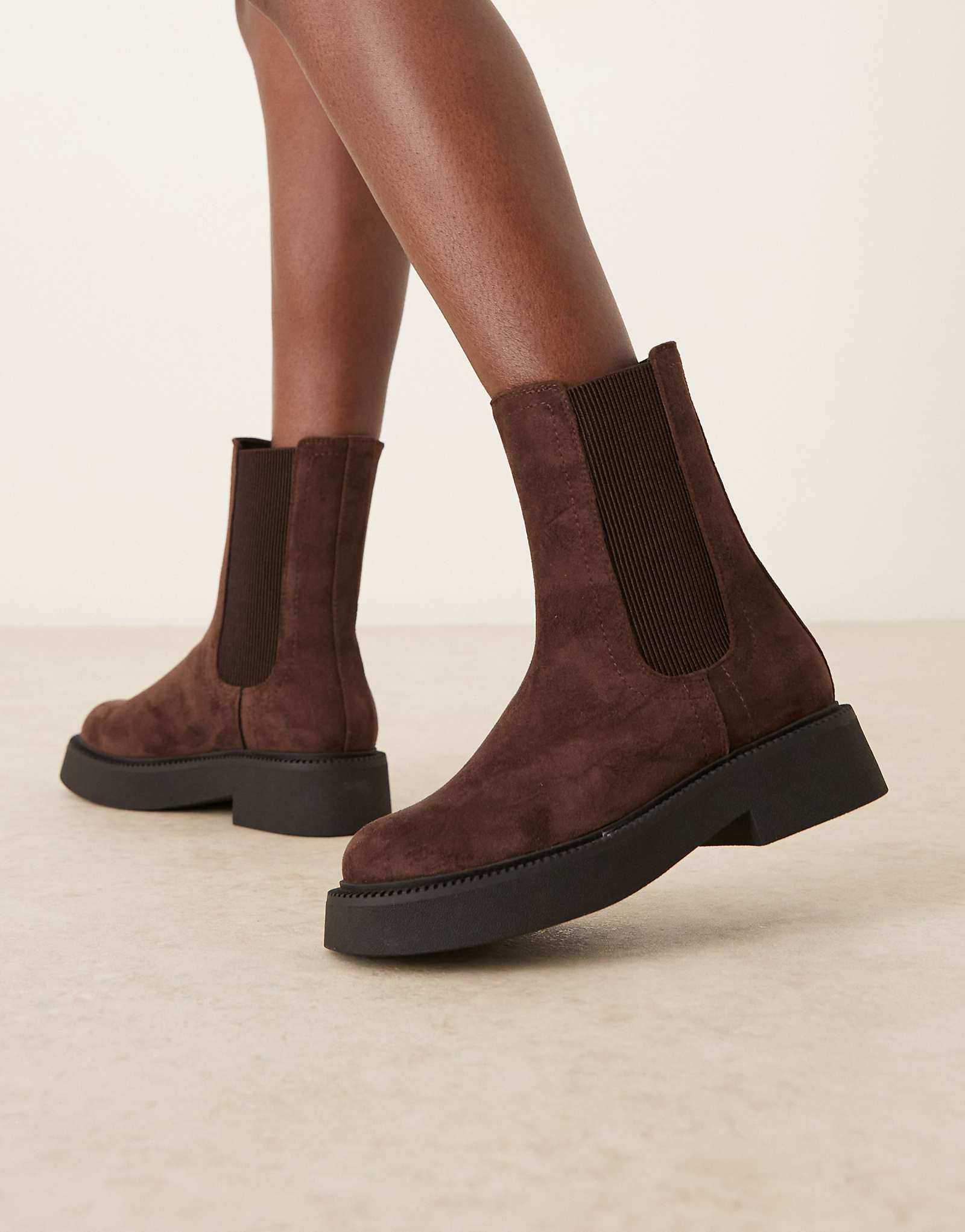 ASOS DESIGN Andy     chocolate
