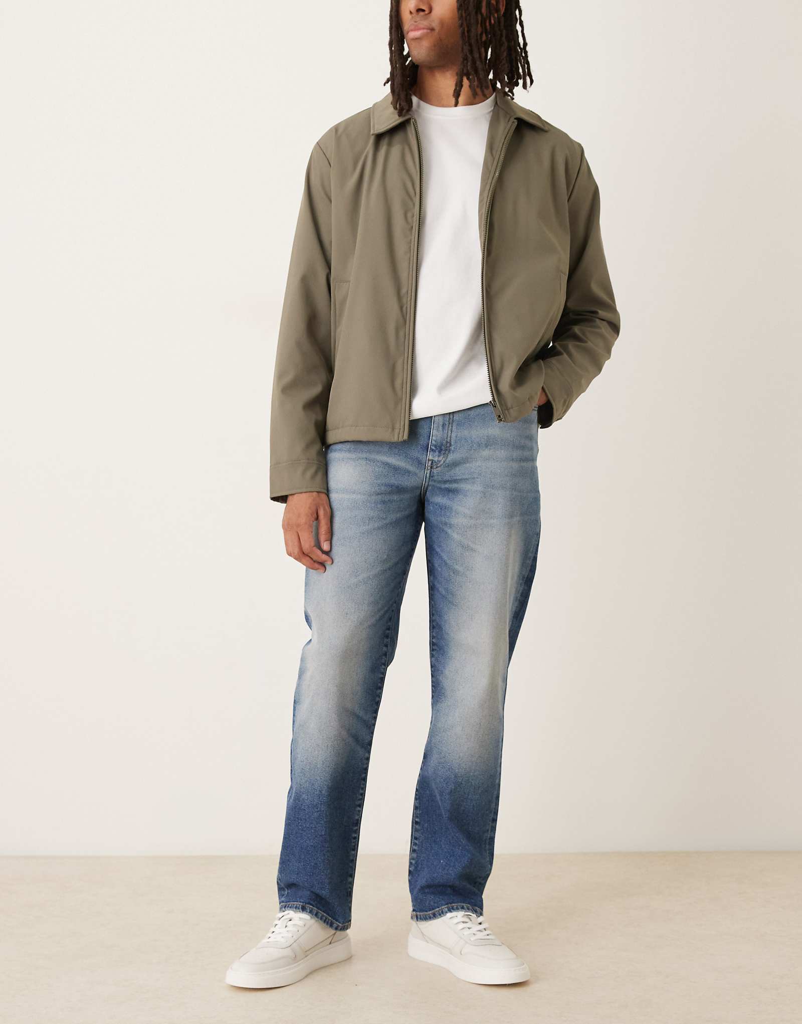 ASOS DESIGN mid wash blue 4890₽