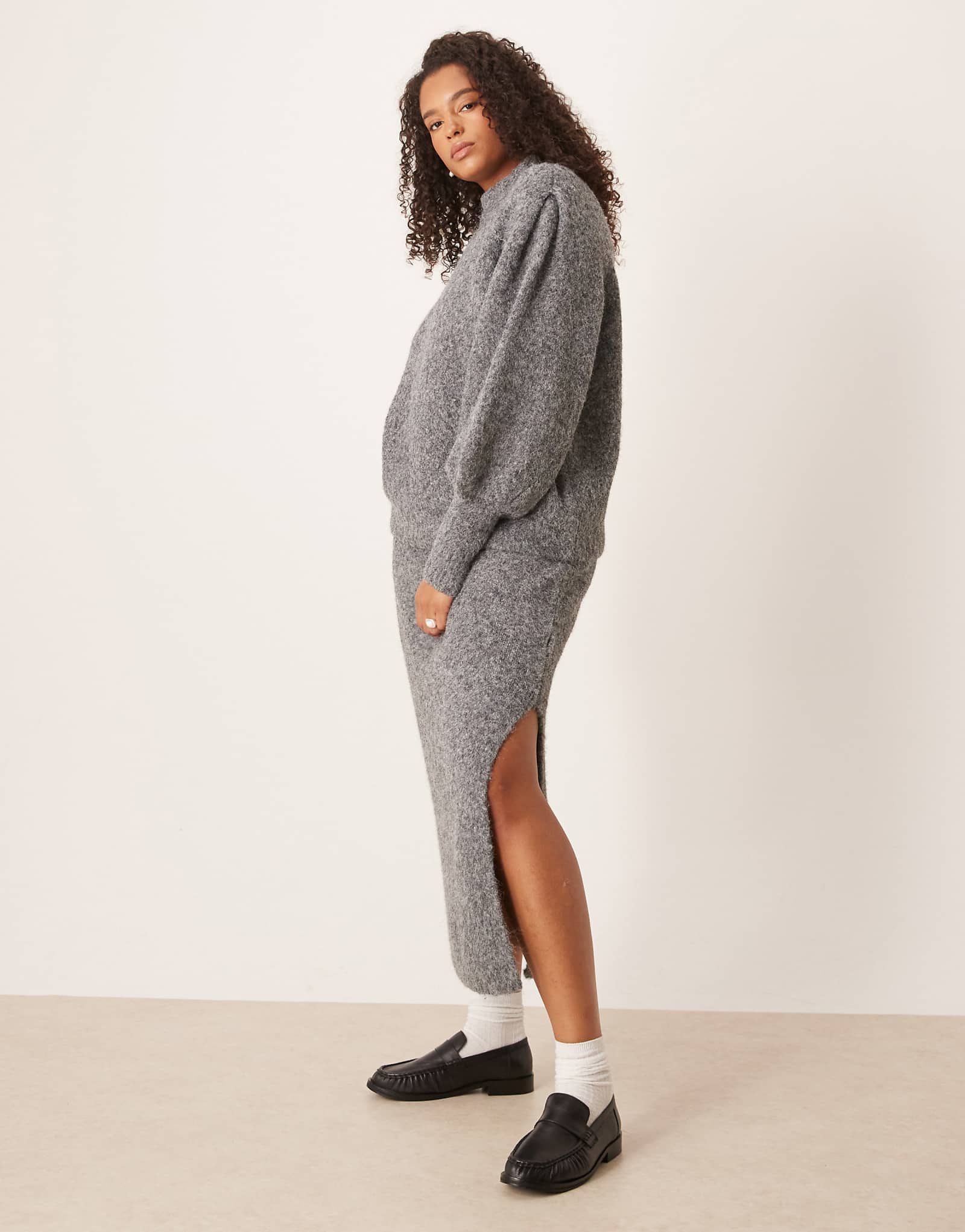 - ASOS DESIGN Curve - gray 6490₽