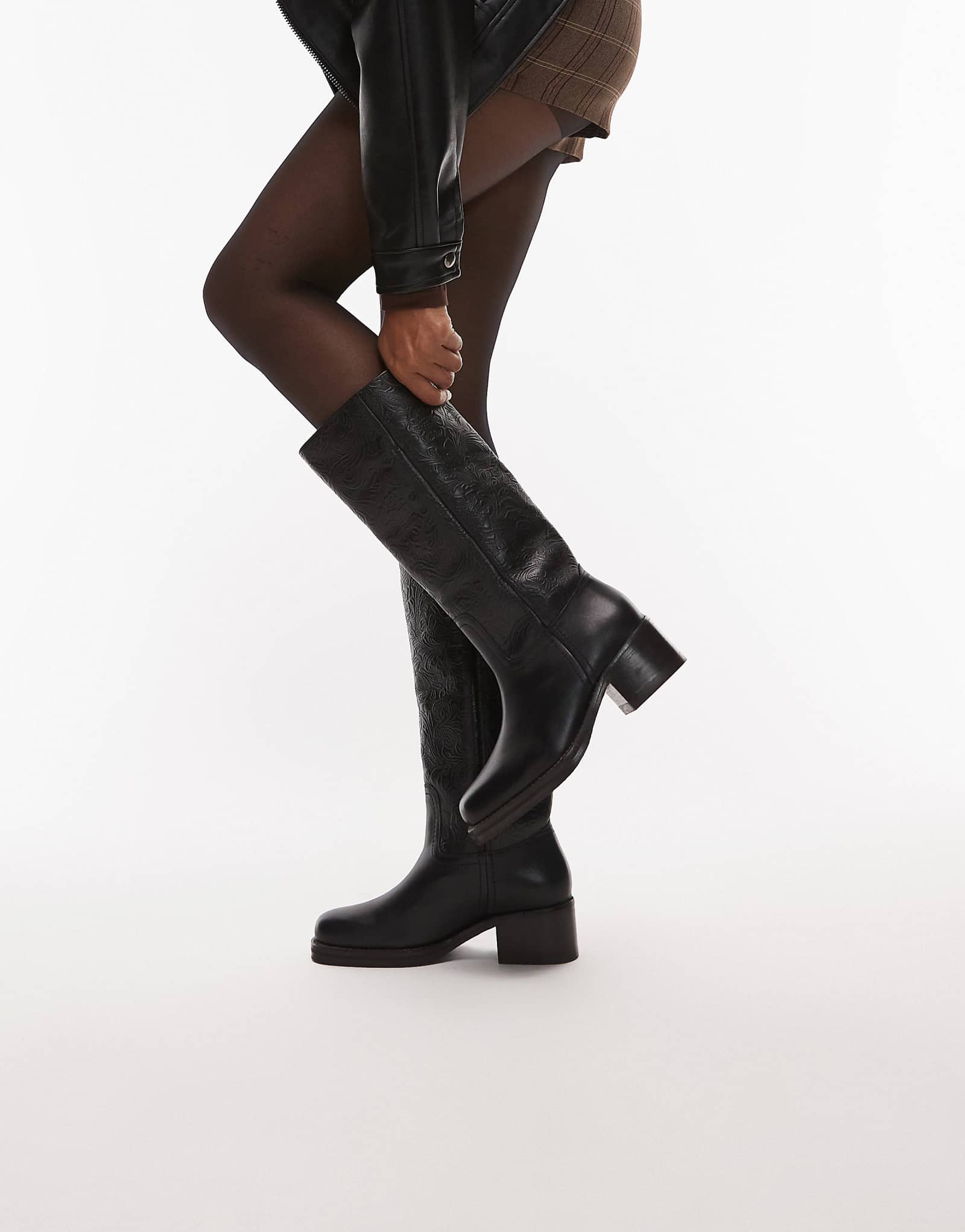 Bronx black 60790₽