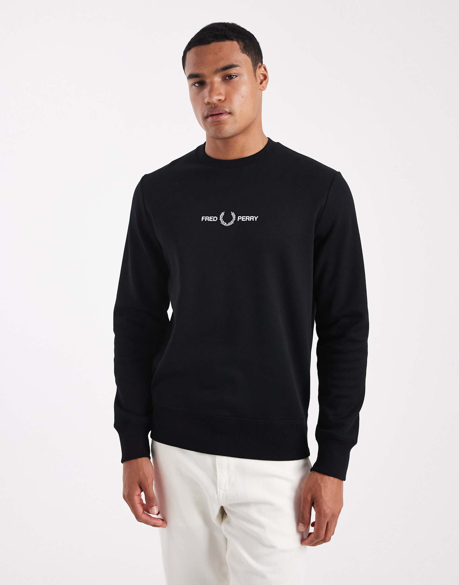 Fred Perry black 27090₽