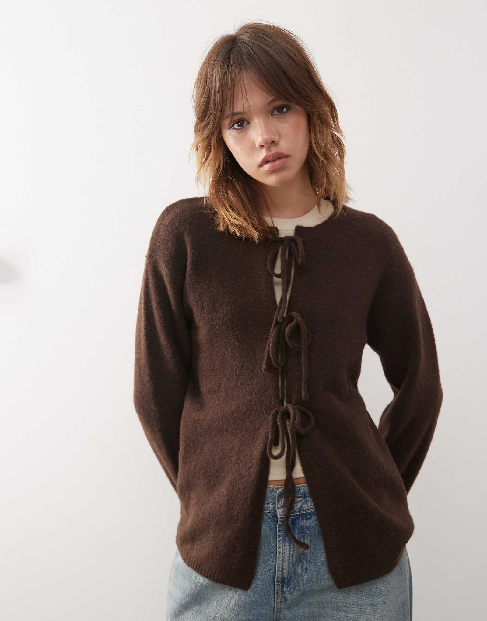 - Monki - chocolate brown 9090₽