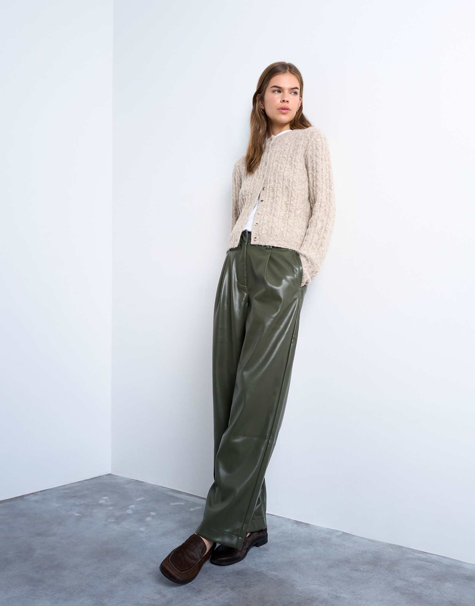 Topshop khaki 10390₽