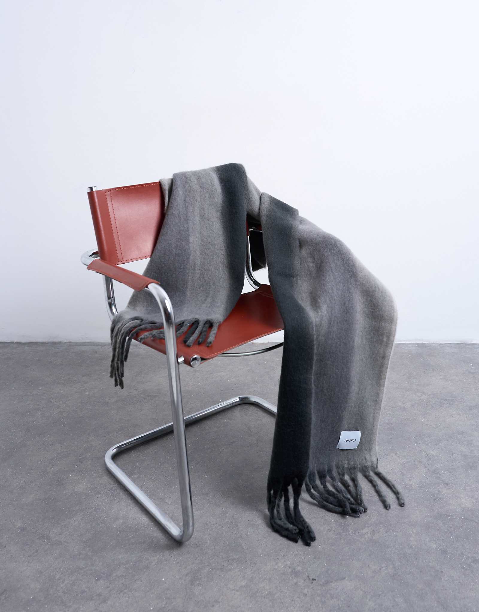 - Topshop Sydney Gray 7890₽