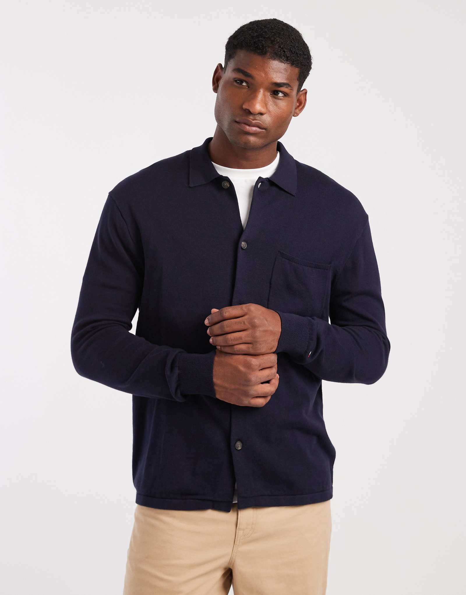 - Tommy Hilfiger navy 14090₽