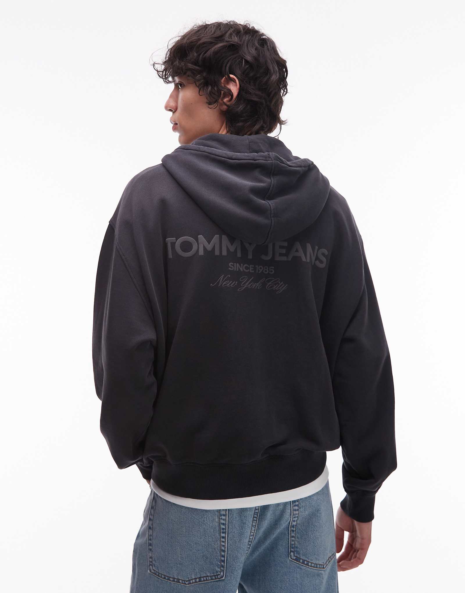 Tommy Jeans Washed Black 16890₽