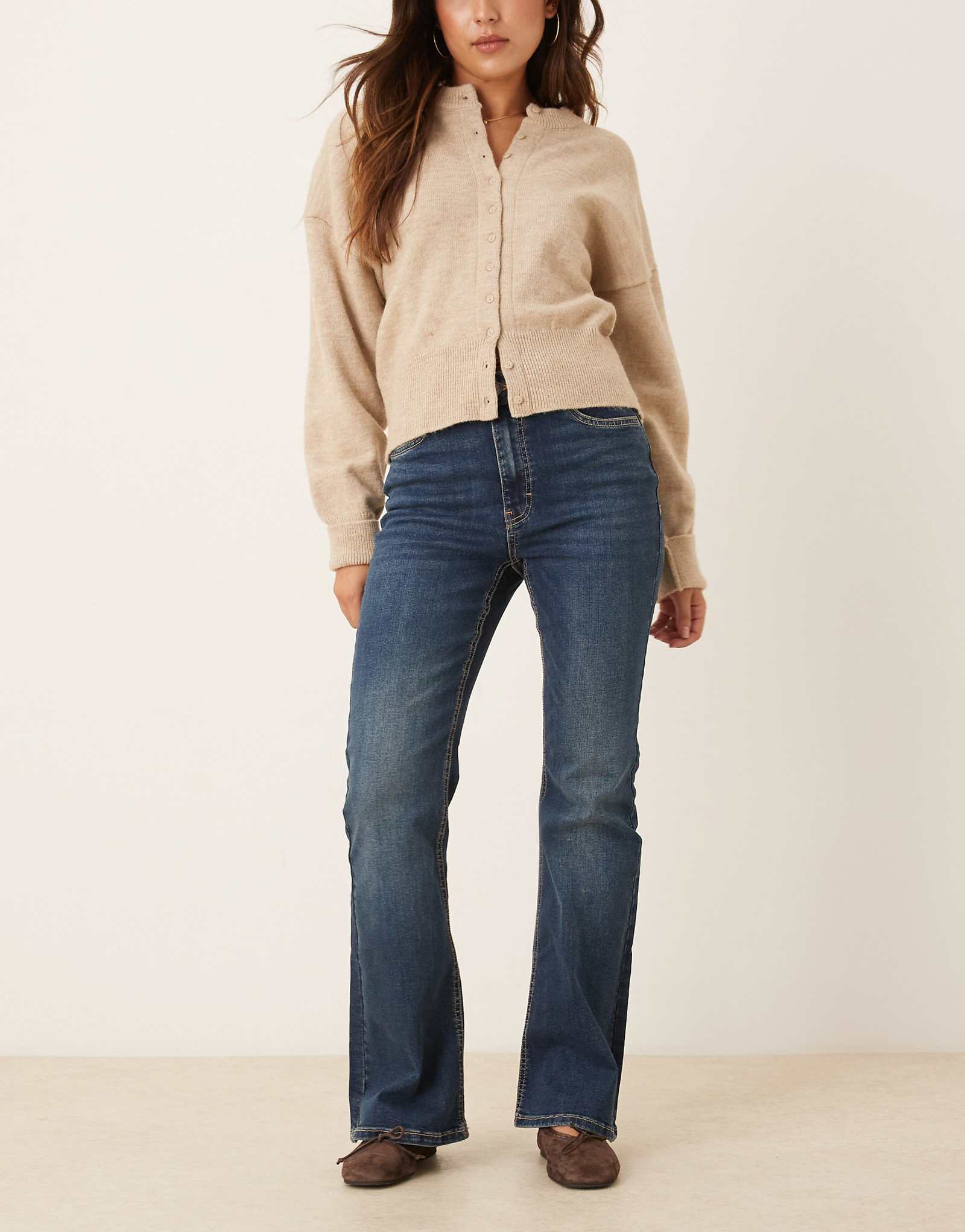 - JDY - mblue 14990₽