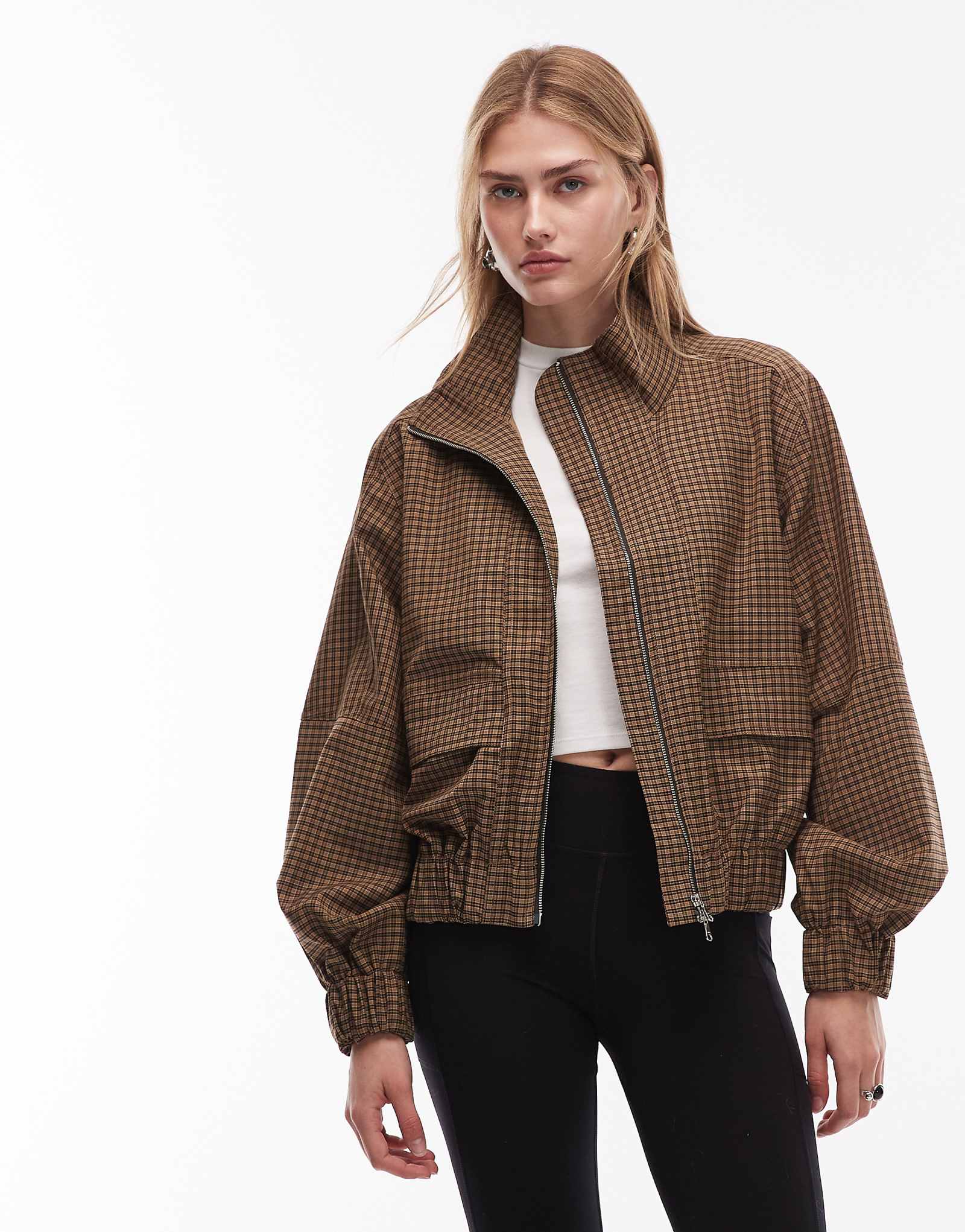 - ARKET - LIGHT BROWN PLAID 45790₽