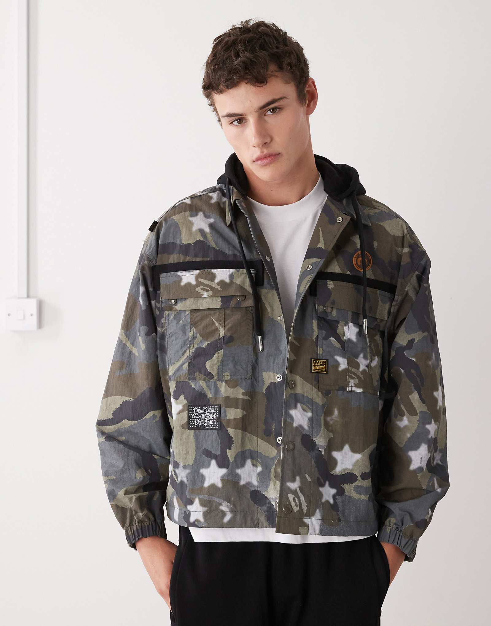 Aape by A Bathing Ape brown 27890₽