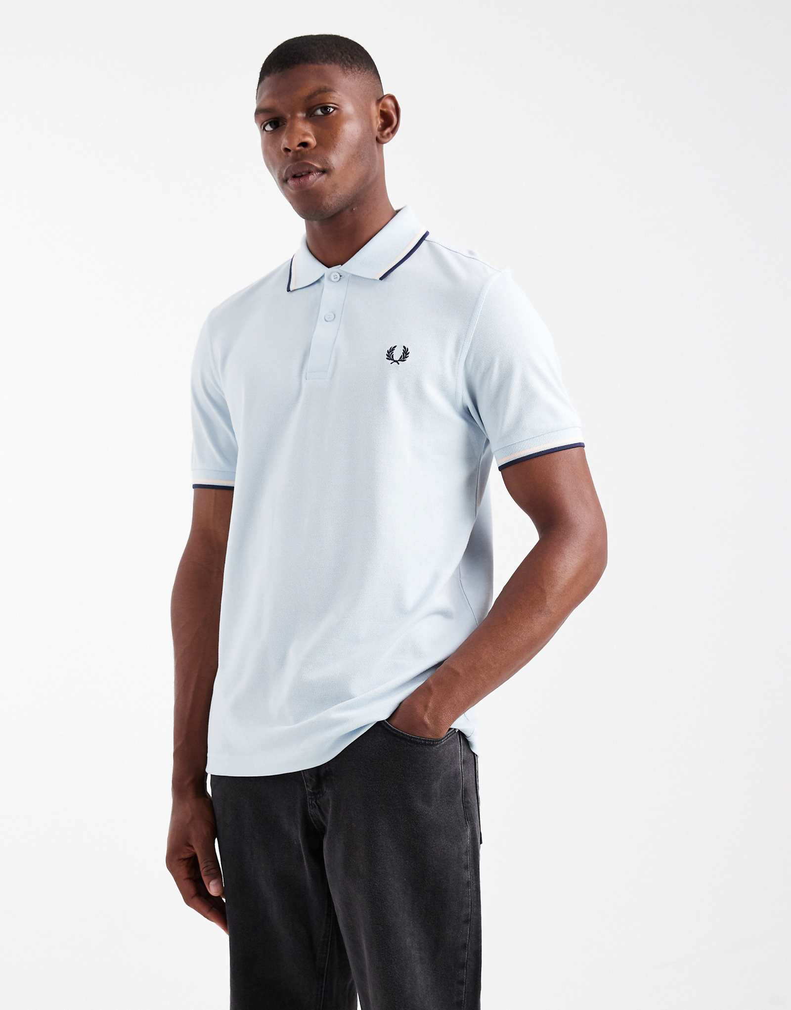 - Fred Perry - light blue 21290₽