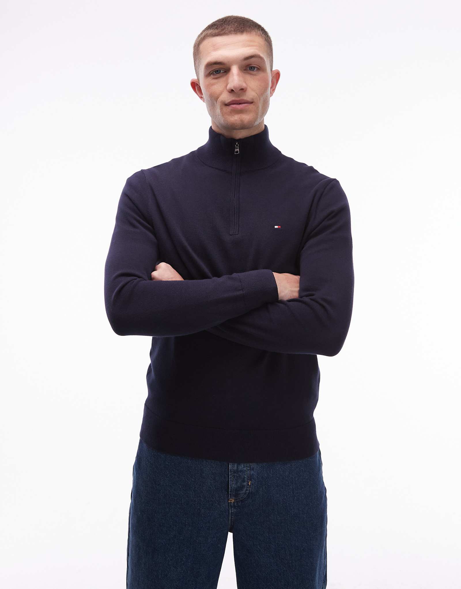 - Tommy Hilfiger essential navy 20790₽