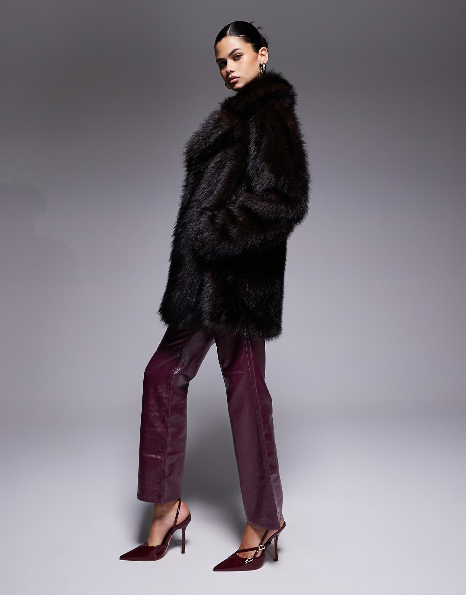 Frolic exclusive brown 31590₽