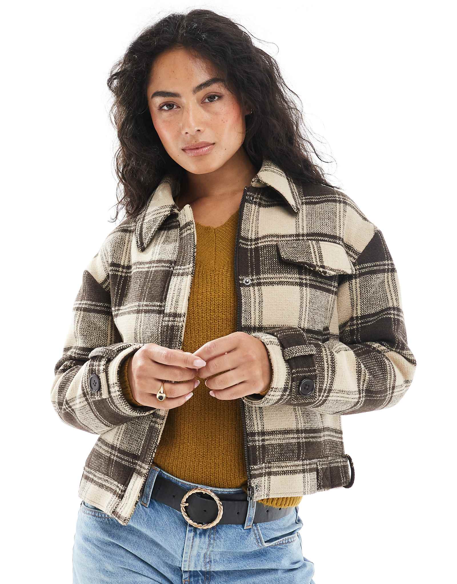- brown 6590₽