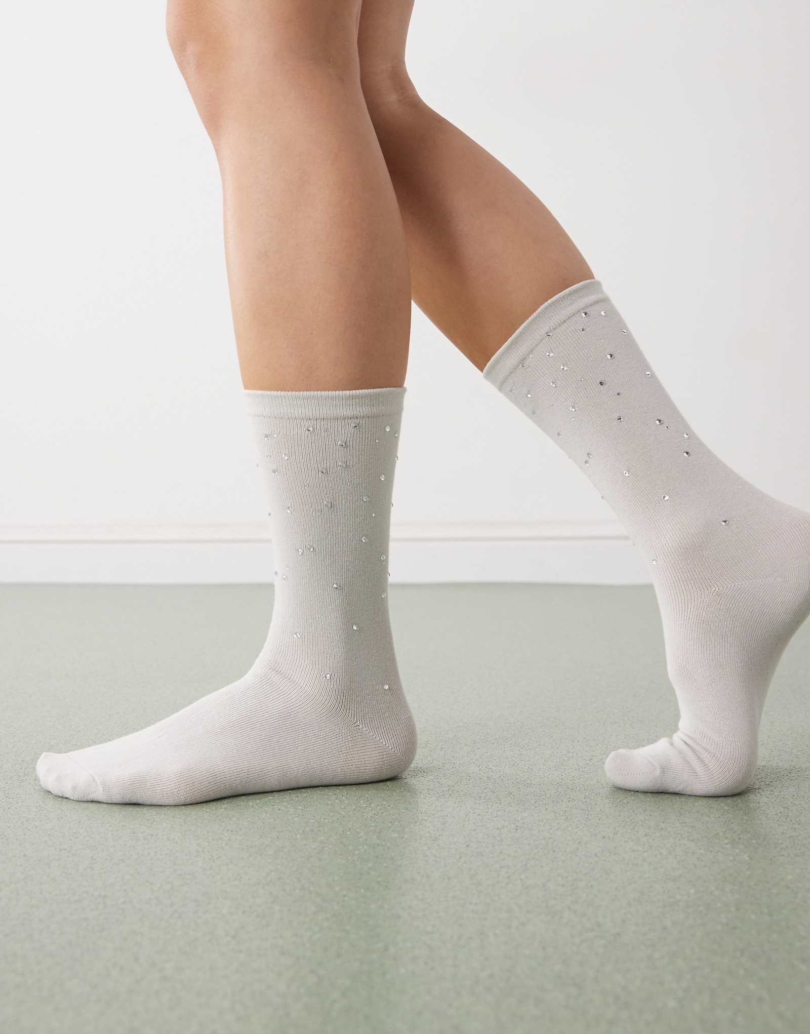 - light gray 1890₽