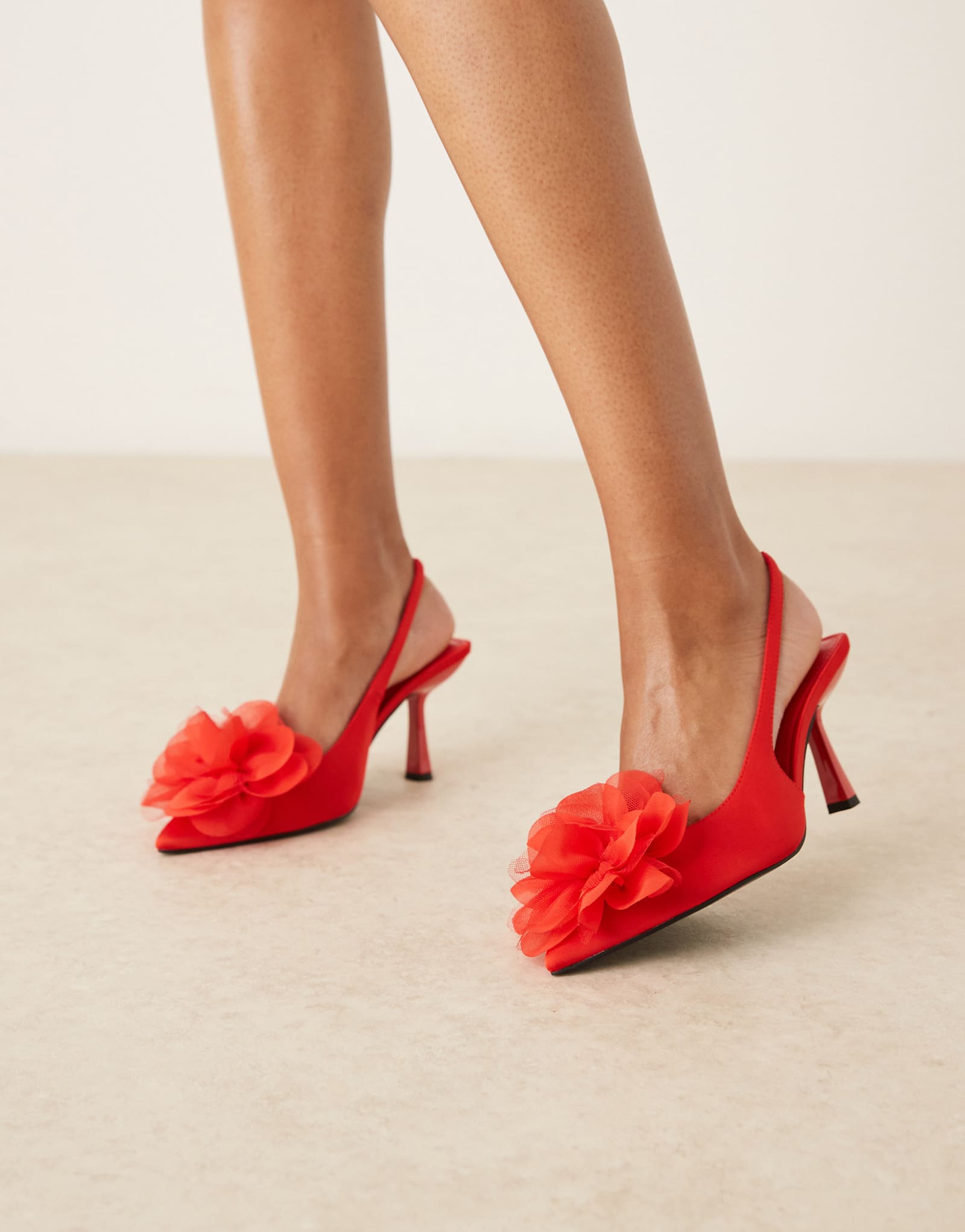 Sunrise ASOS DESIGN red 6890₽
