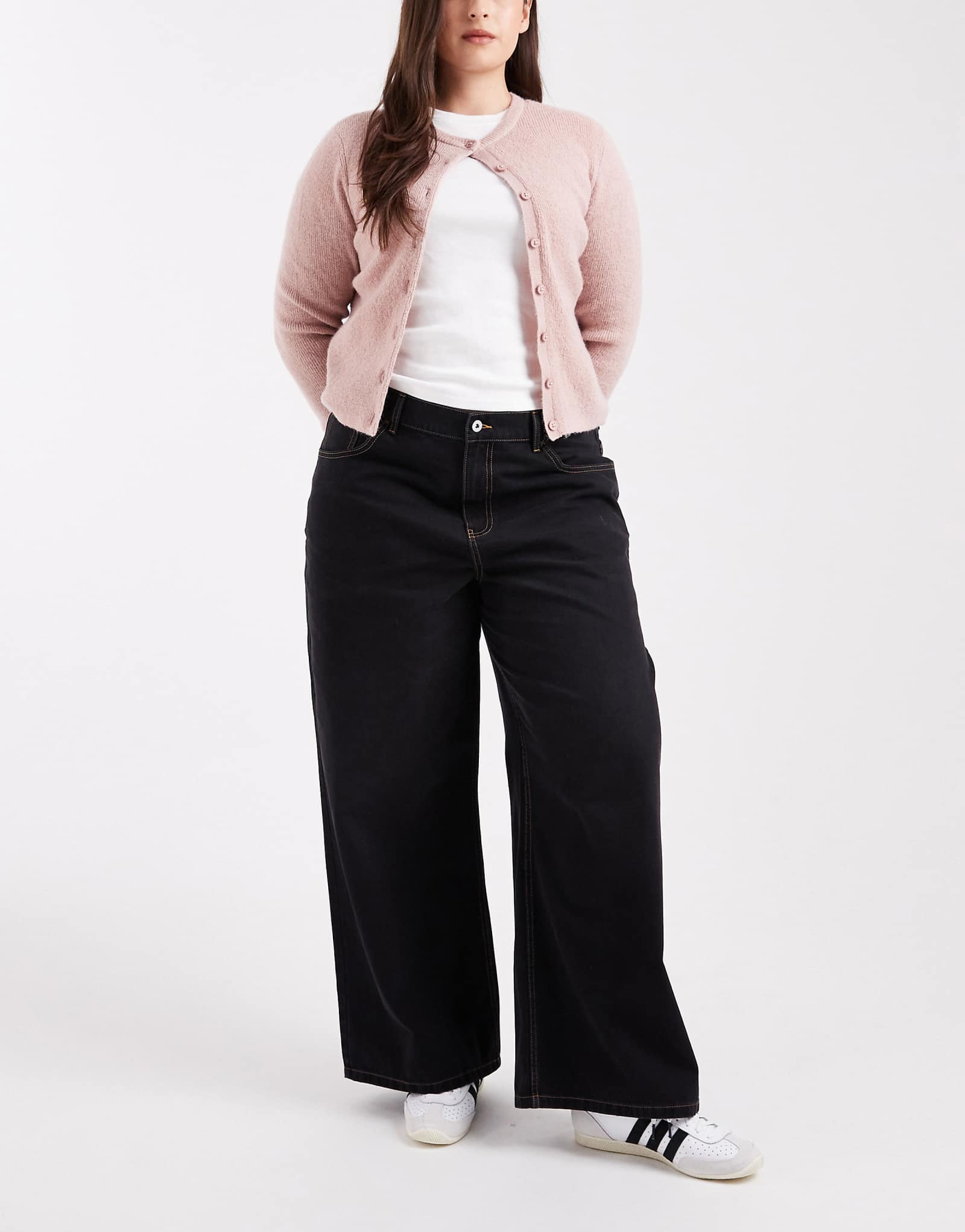 COLLUSION Plus X003 - black 10190₽