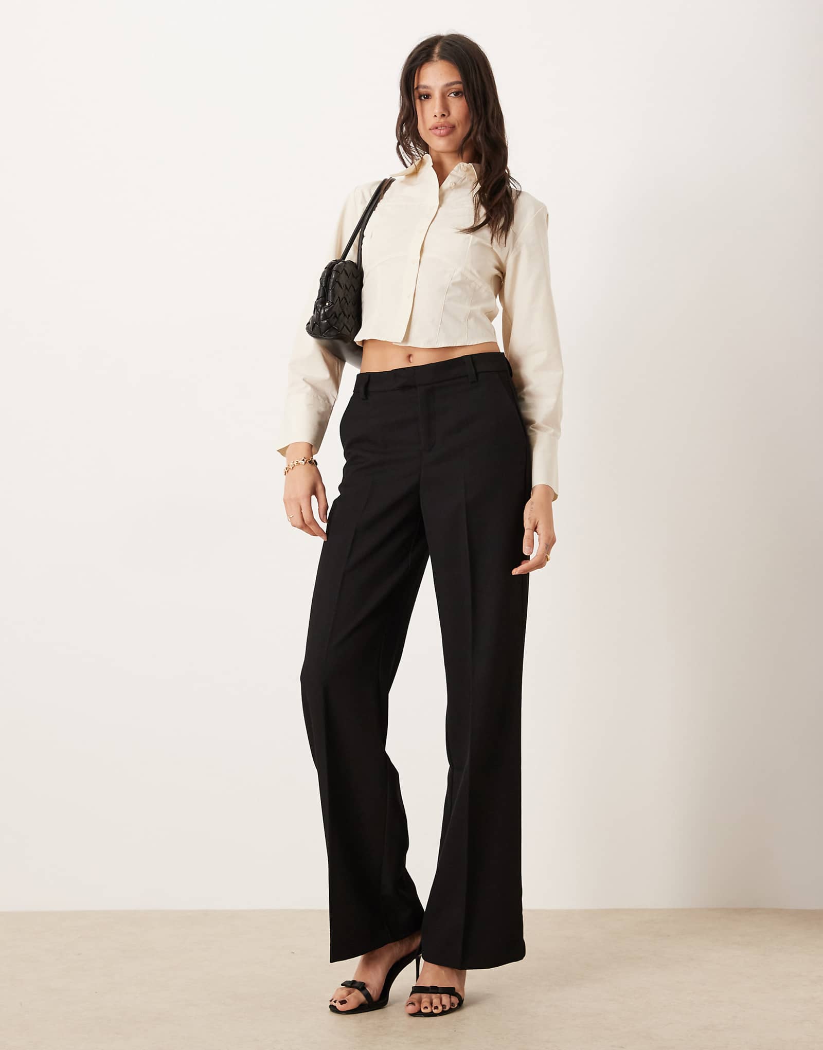 Gina Tricot black 9190₽