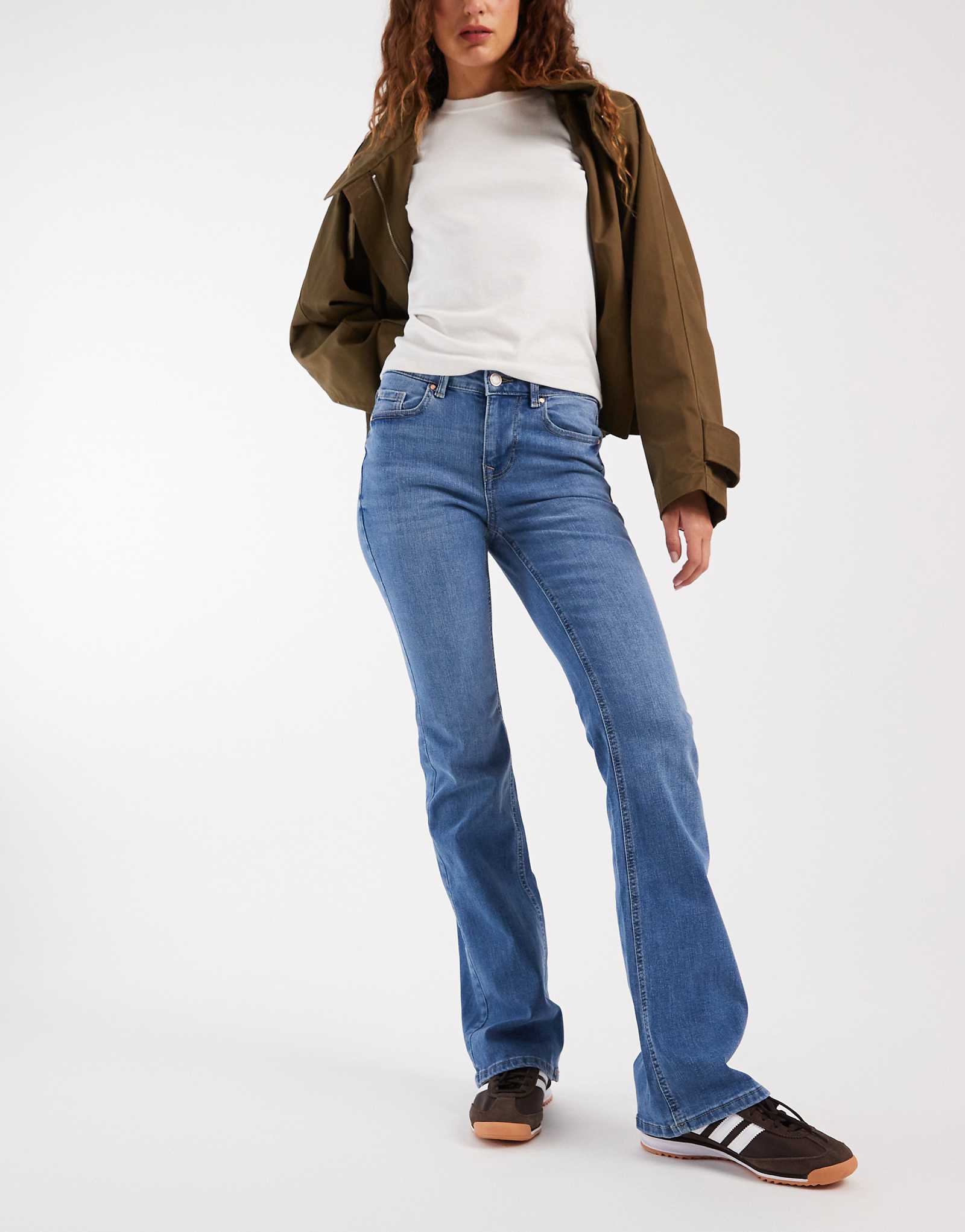 Vero Moda - medium blue denim 17590₽