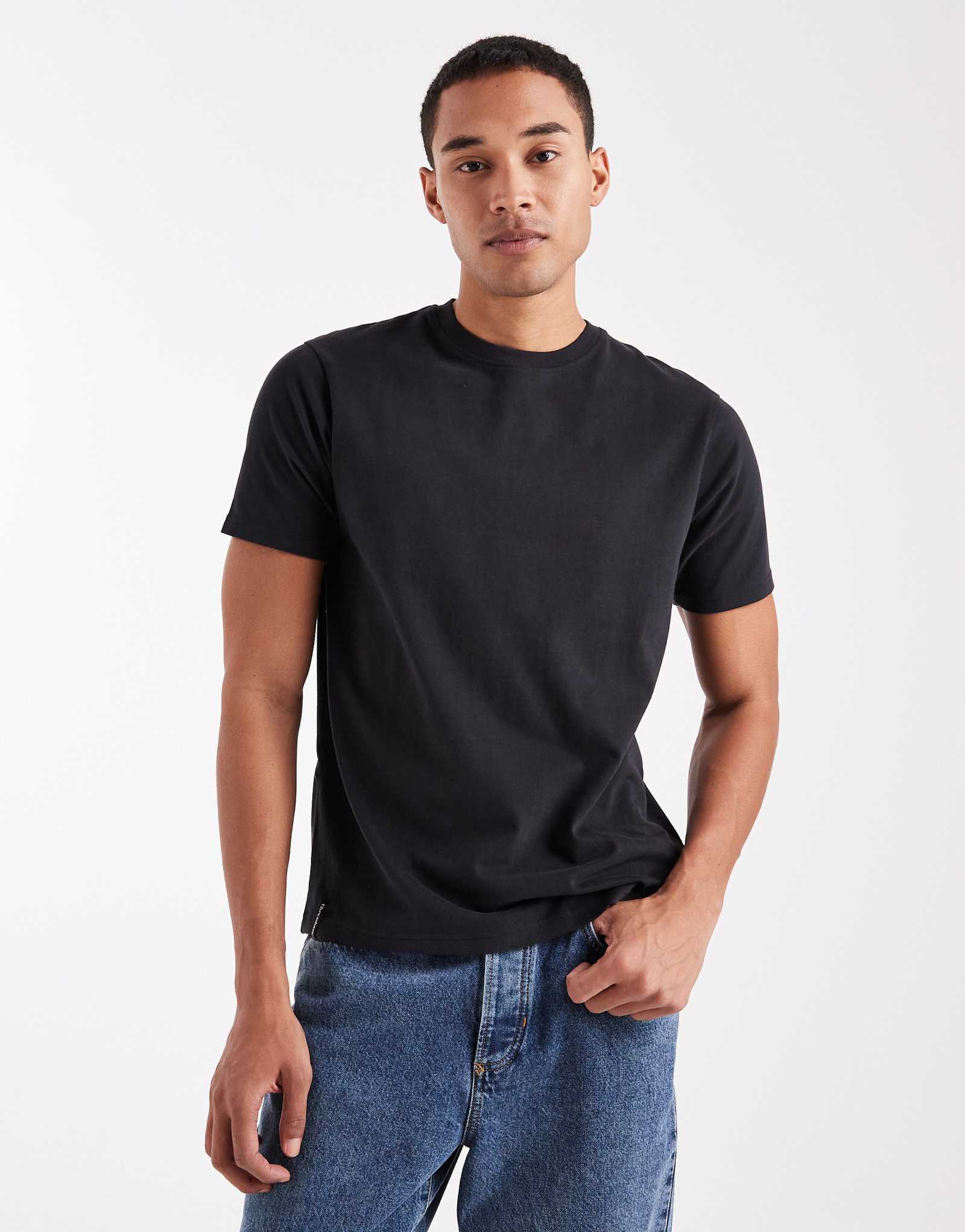 black 2290₽