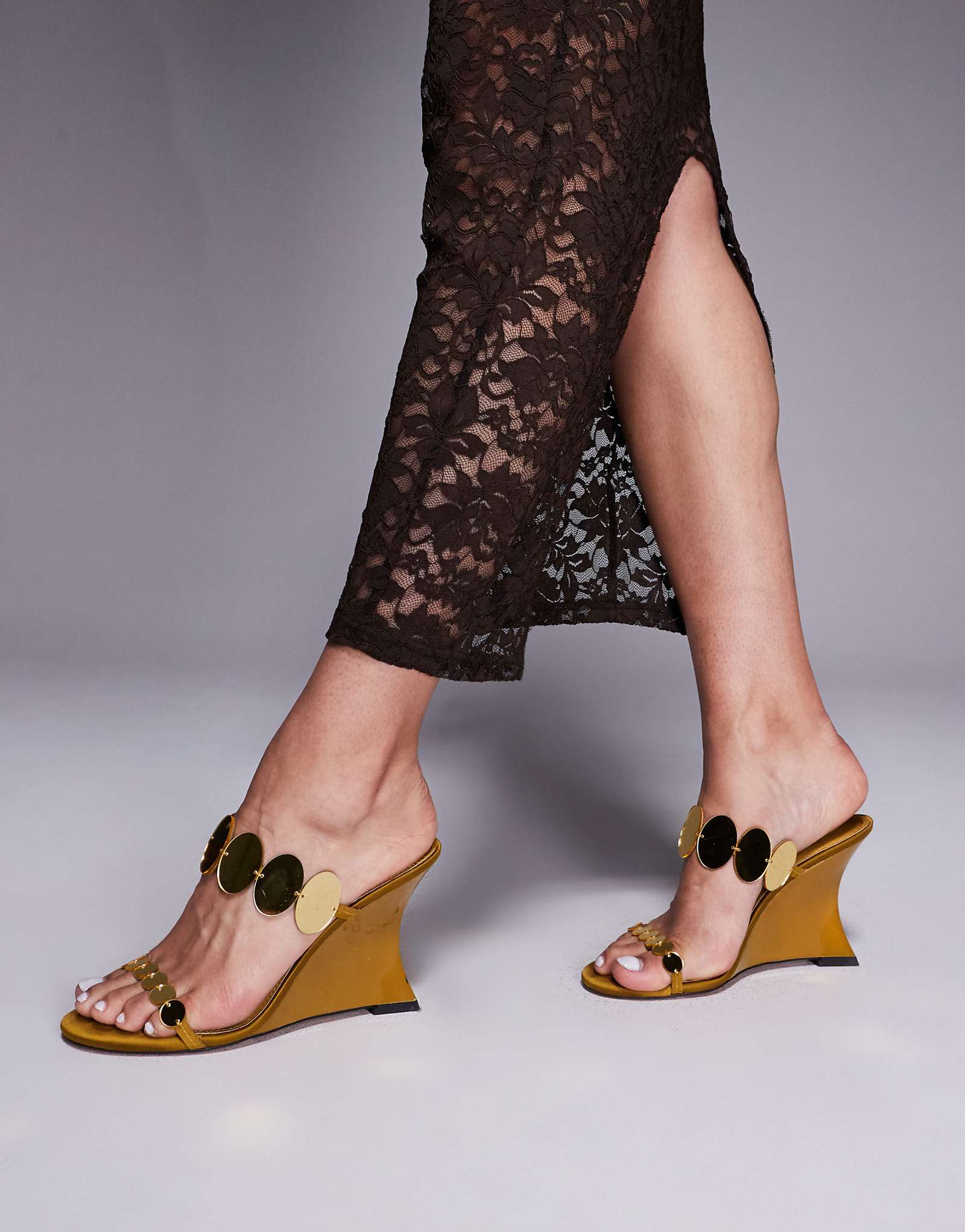 ASOS DESIGN Nila circle ochre 13690₽