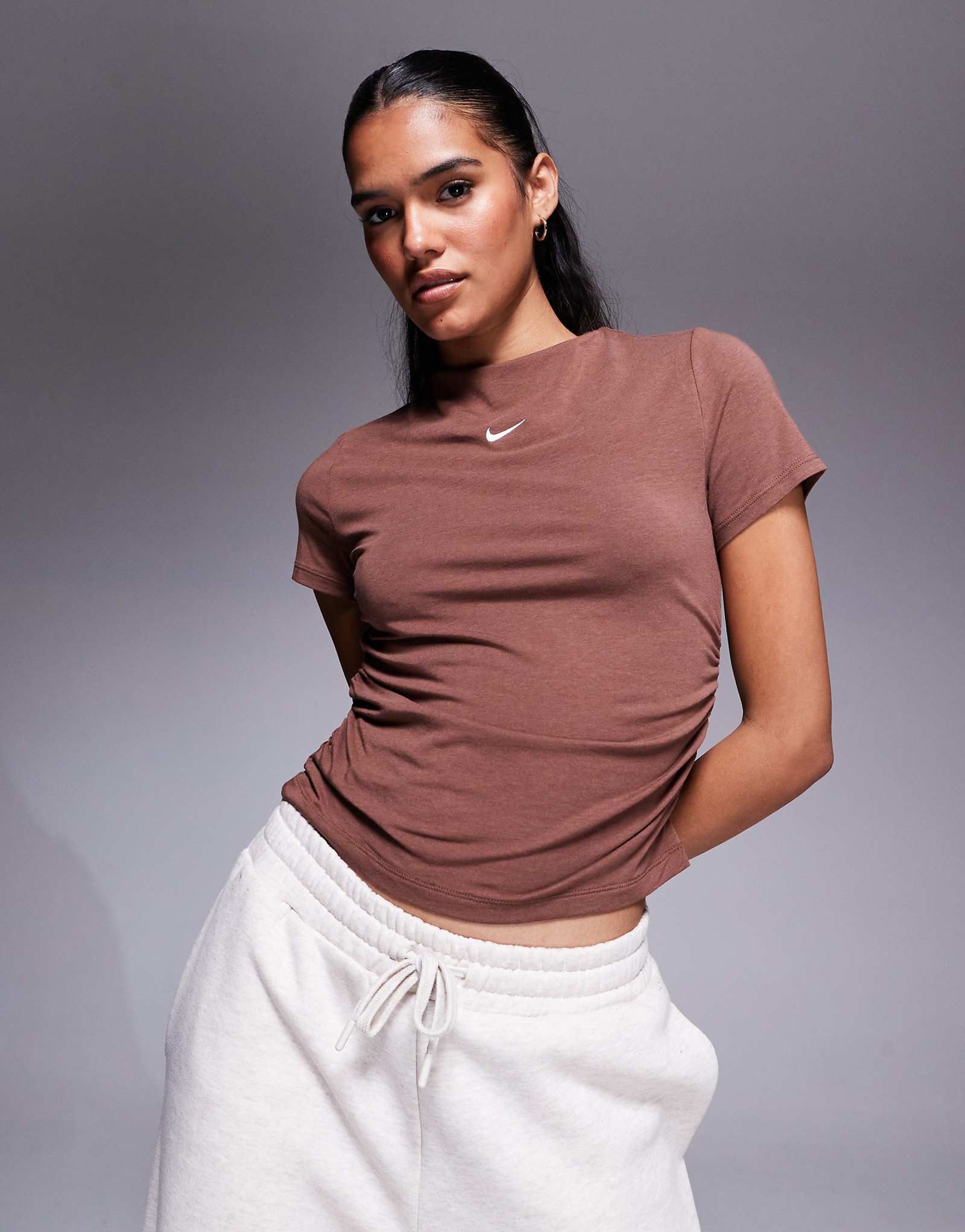 Nike Chill brown 7090₽