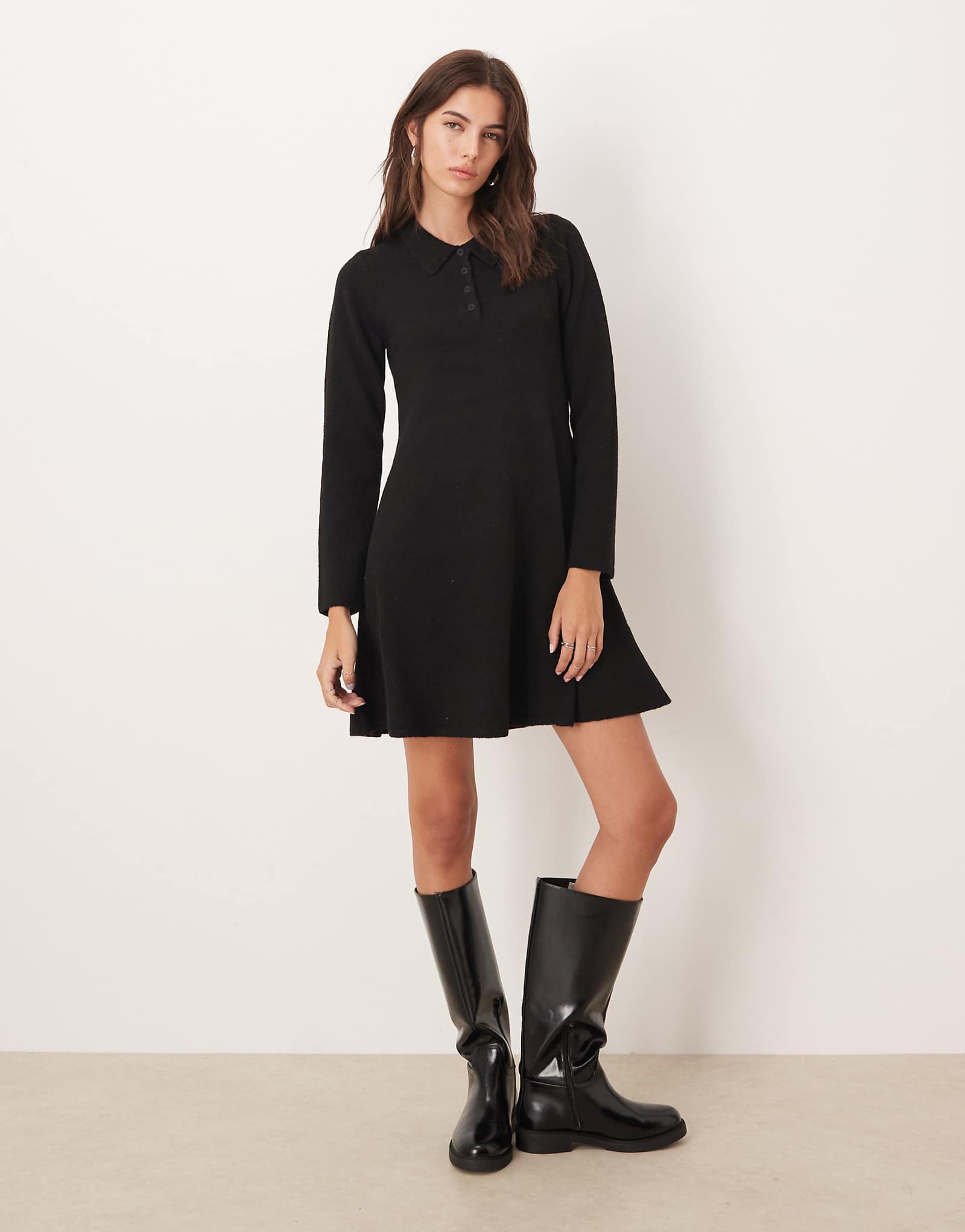 -- JDY black 15590₽