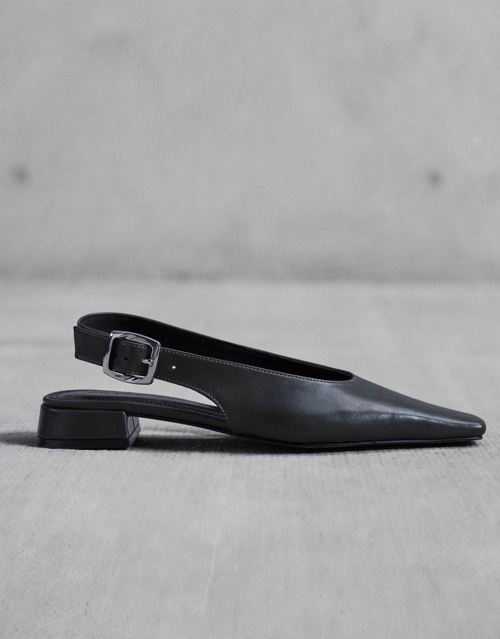 Loretta ASOS DESIGN khaki 6490₽