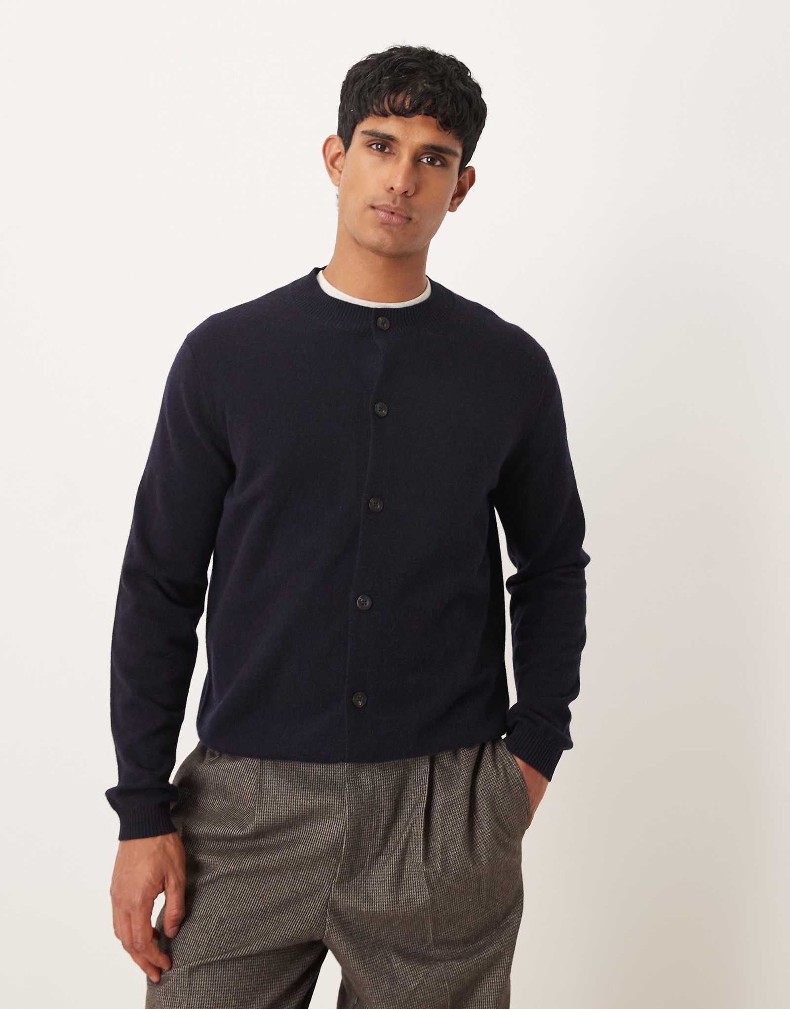 100 - Mango - navy 23390₽