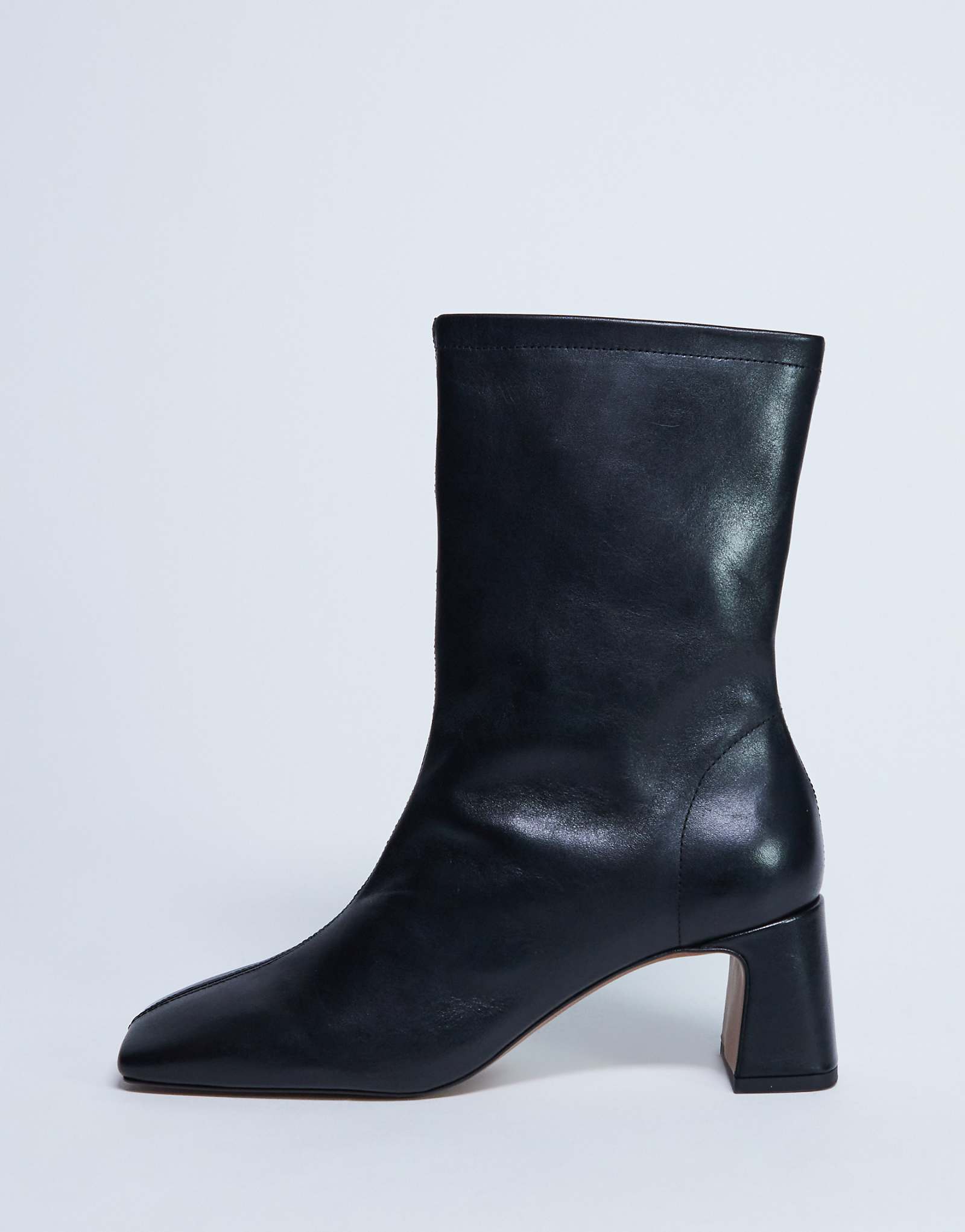 - Topshop Sara black 32990₽