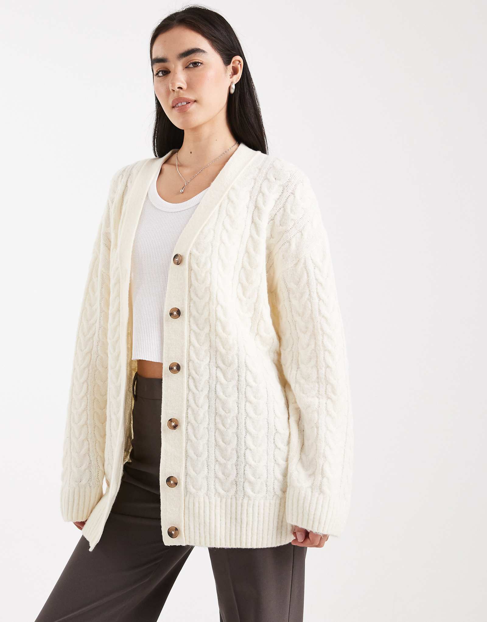 Miss Selfridge cream 11990₽