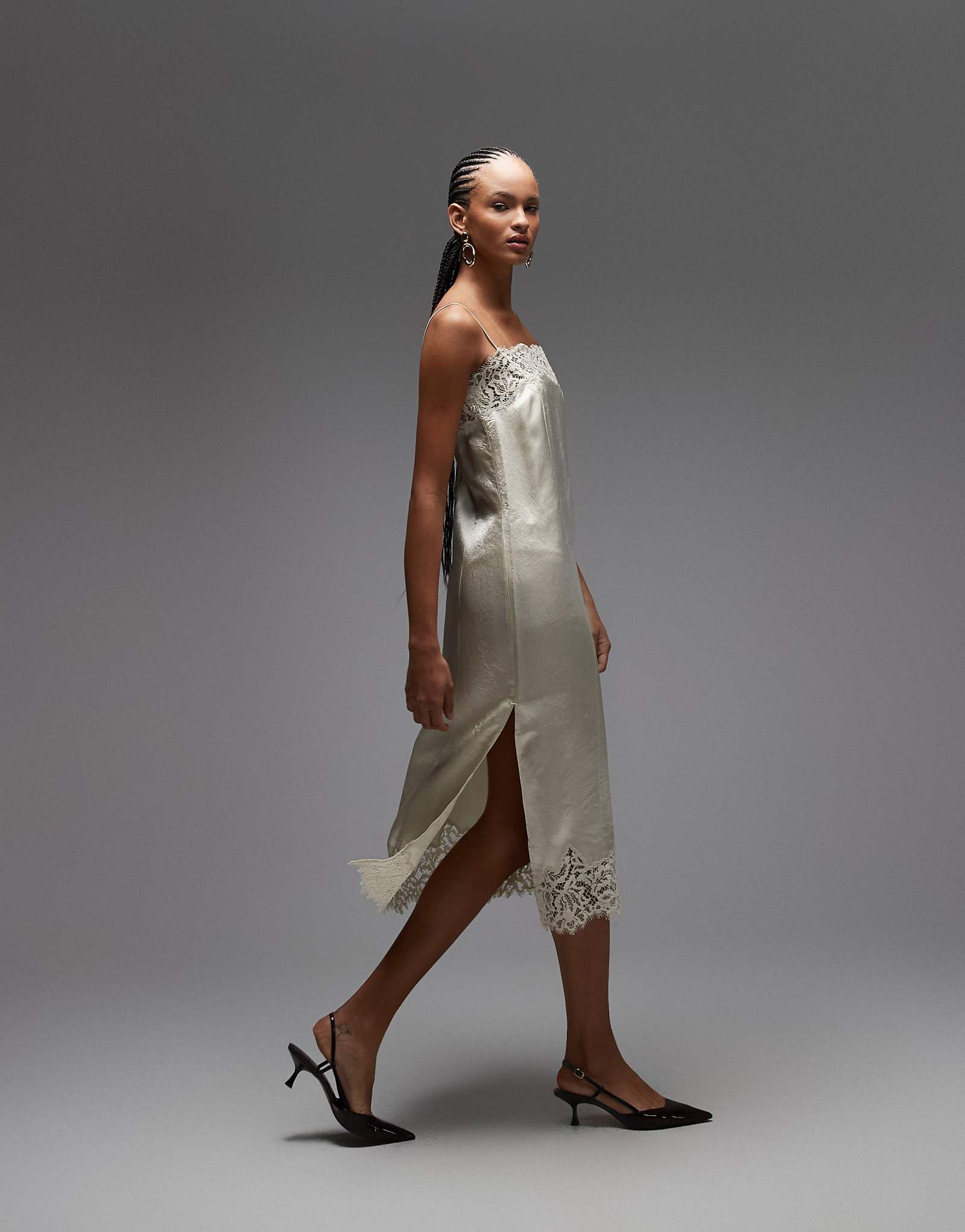 -- ARKET - light beige 23690₽