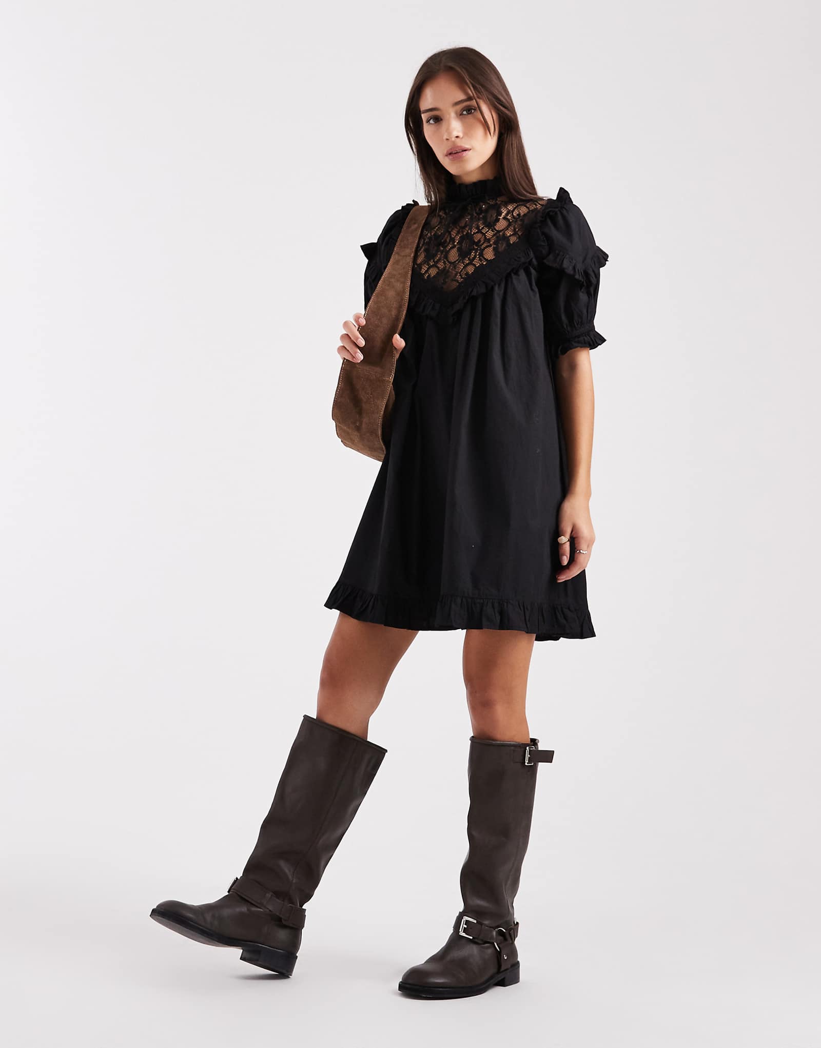 - Miss Selfridge black 11690₽