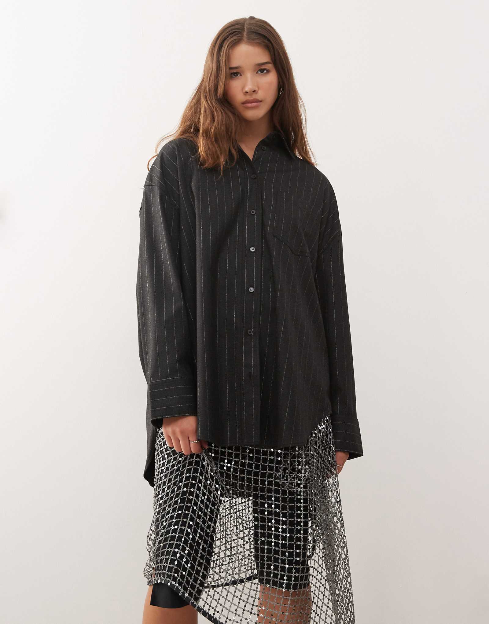 Monki oversize black 4590₽