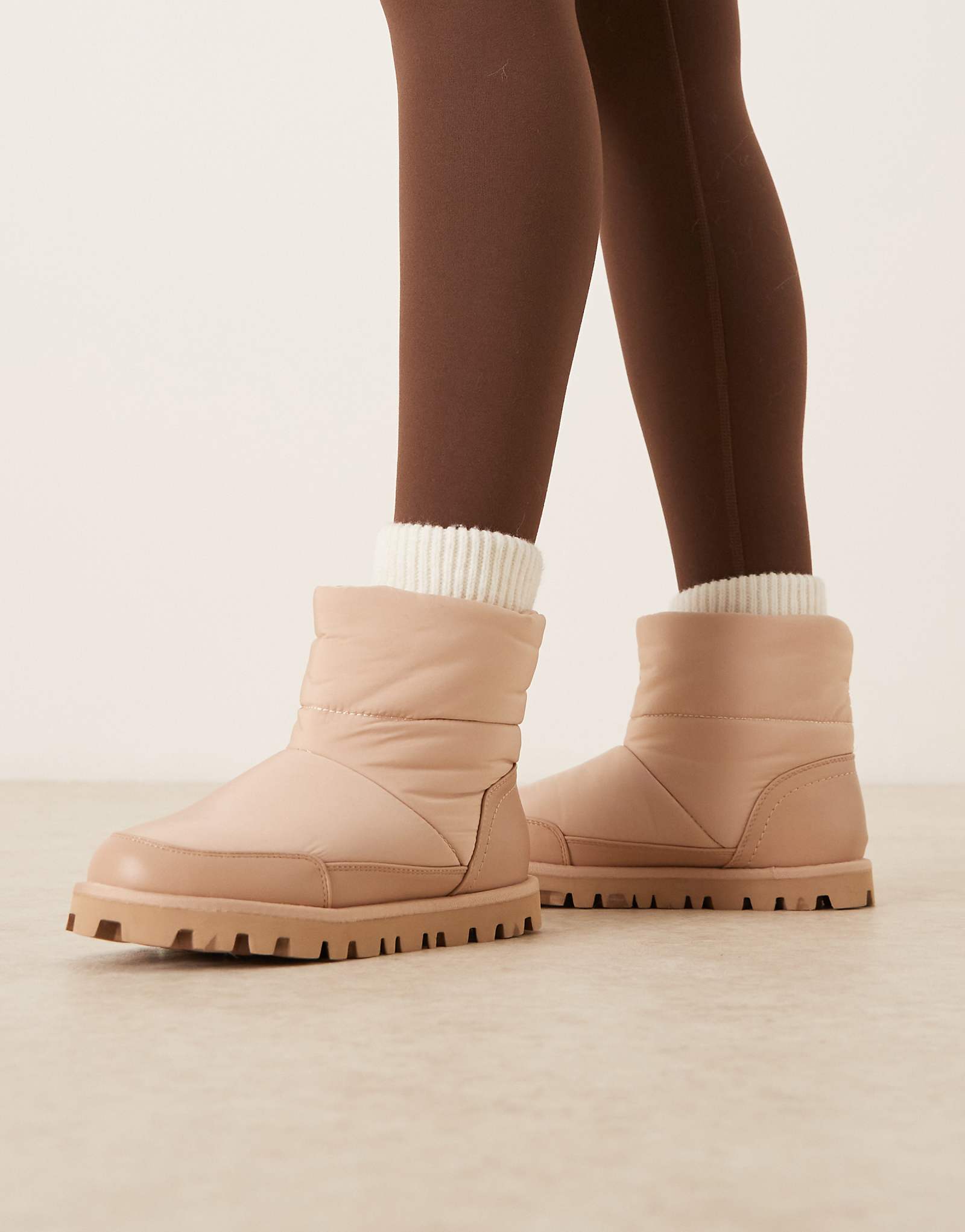 Audrey ASOS DESIGN blush 8990₽