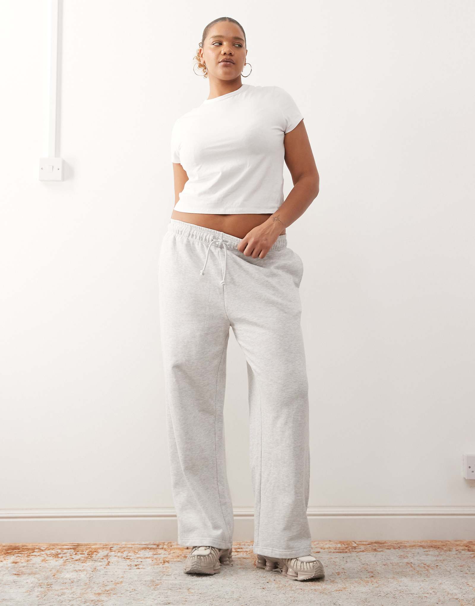 COLLUSION plus gray heather 7590₽